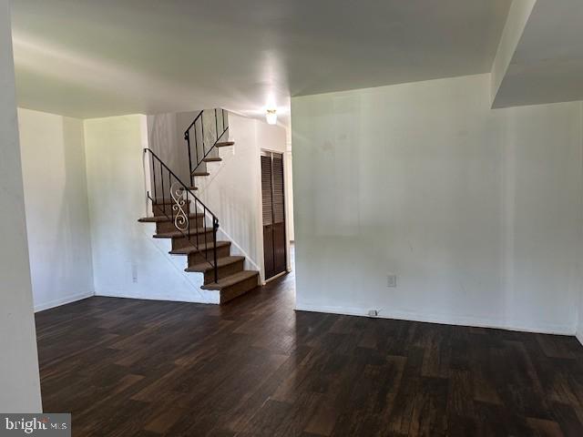 207 HYACINTH COURT