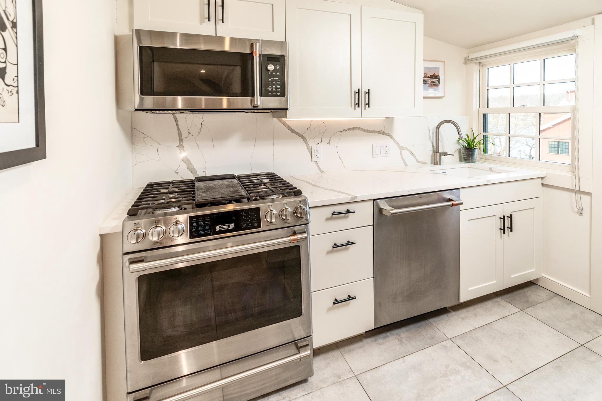 NEW HOPE - Residential Lease