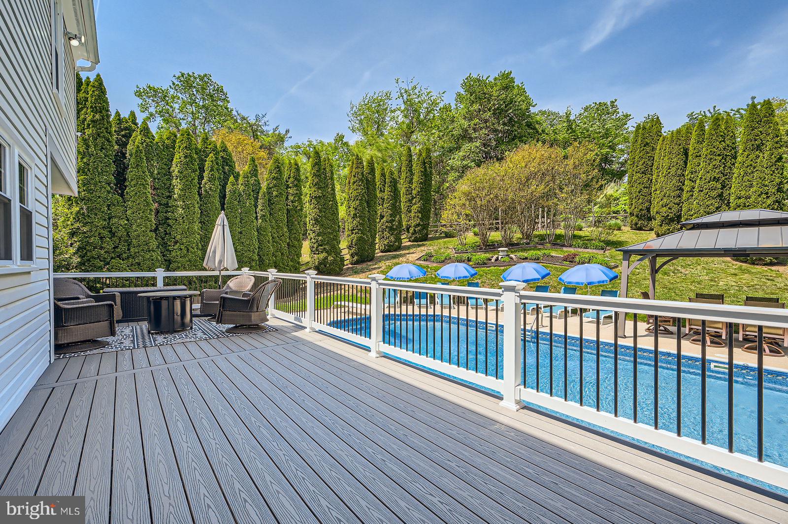 WINDSOR MILL - Residential