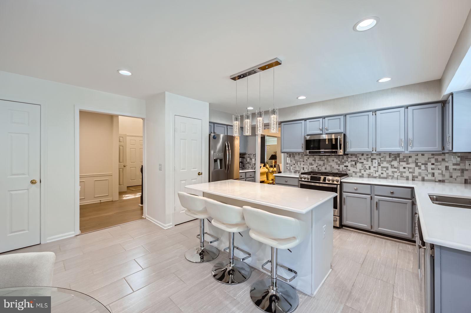 WINDSOR MILL - Residential