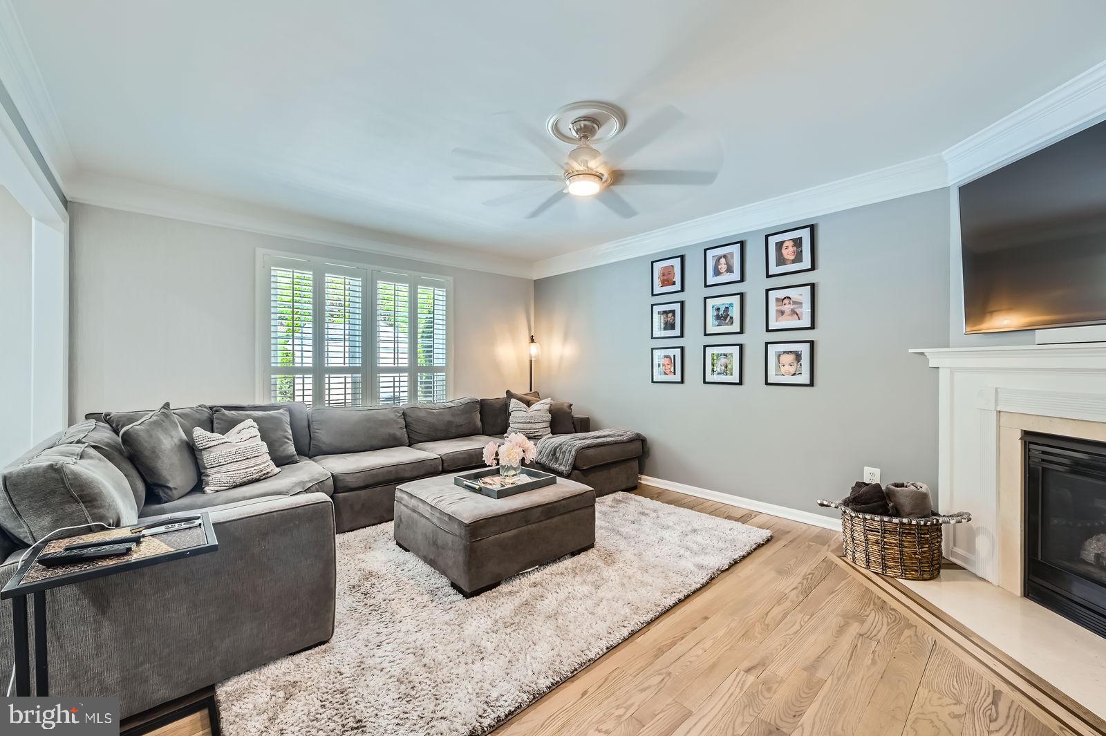 WINDSOR MILL - Residential