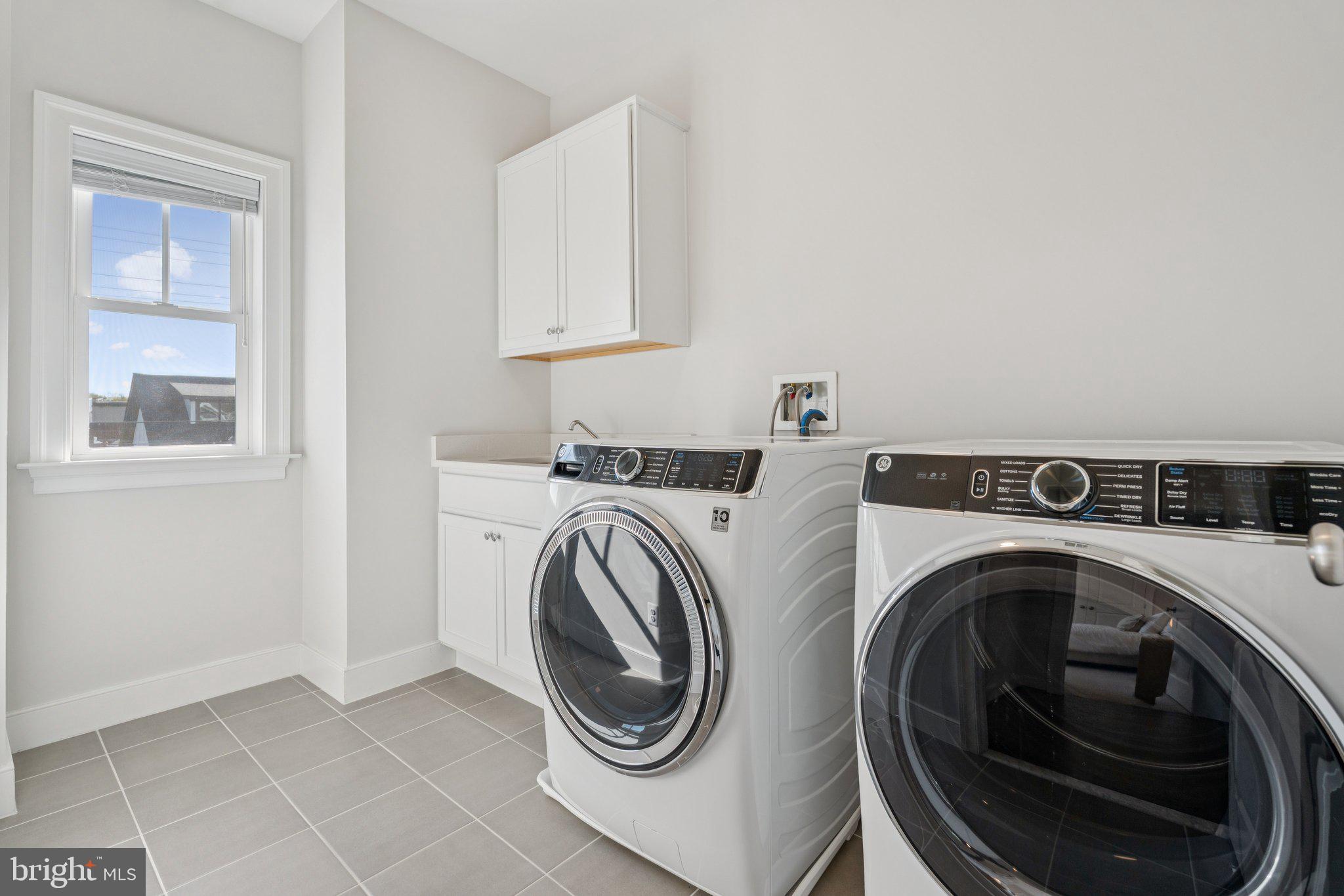 NORTH BETHESDA GROVE - Residential Lease