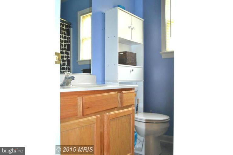 LAKE LAND - Residential