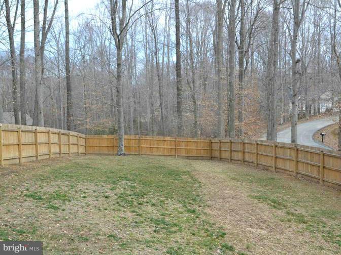 LAKE LAND - Residential