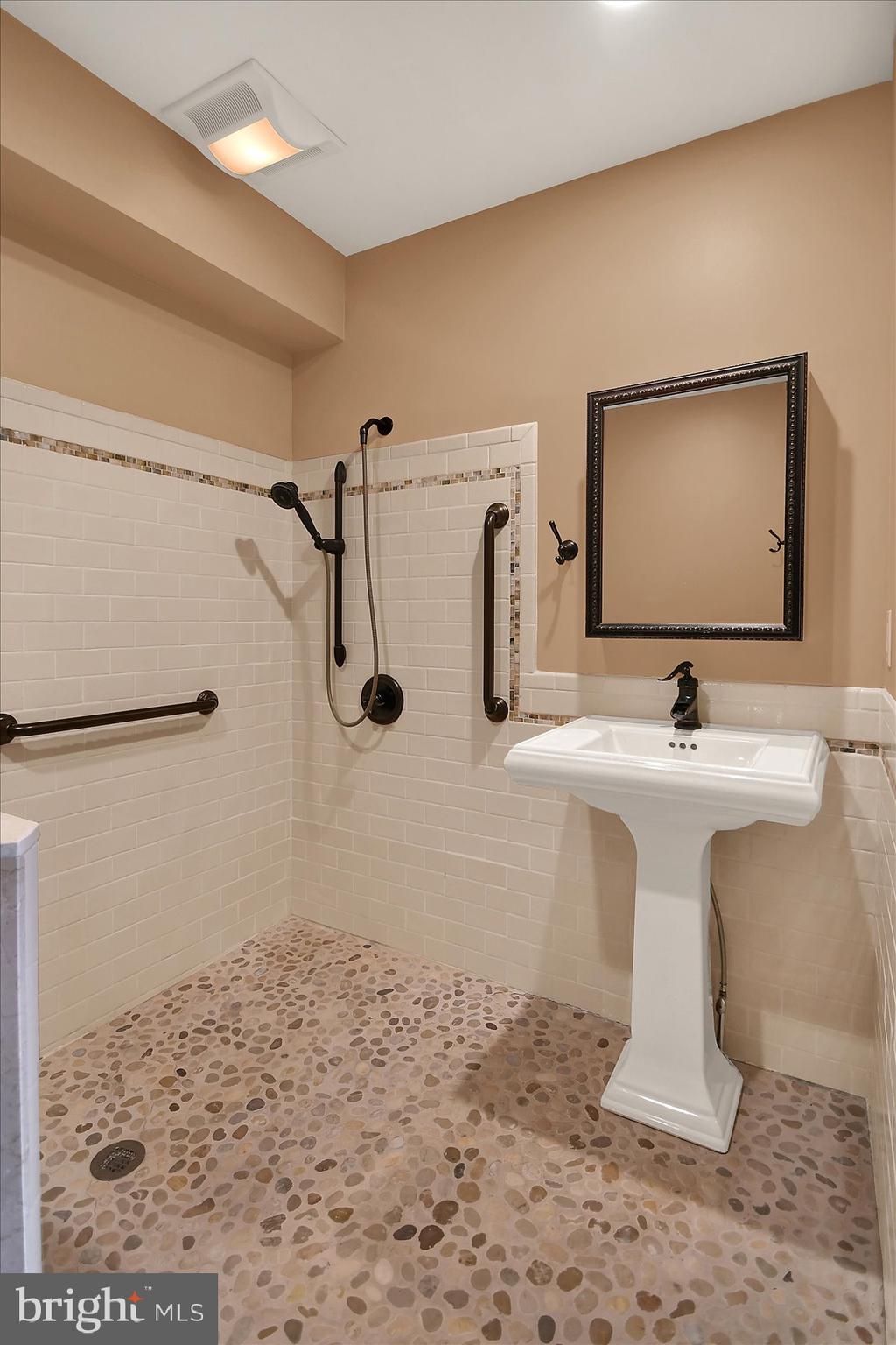 PEBBLE BROOK - Residential