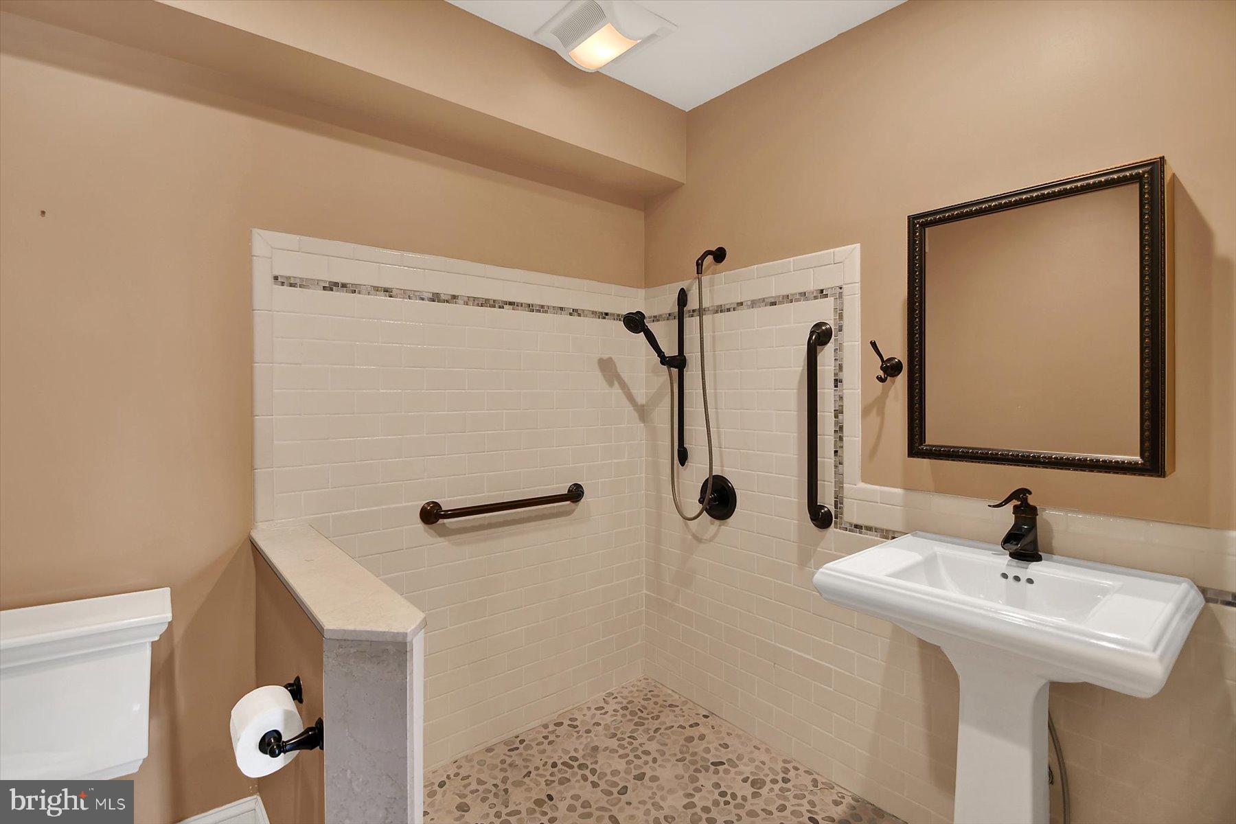 PEBBLE BROOK - Residential