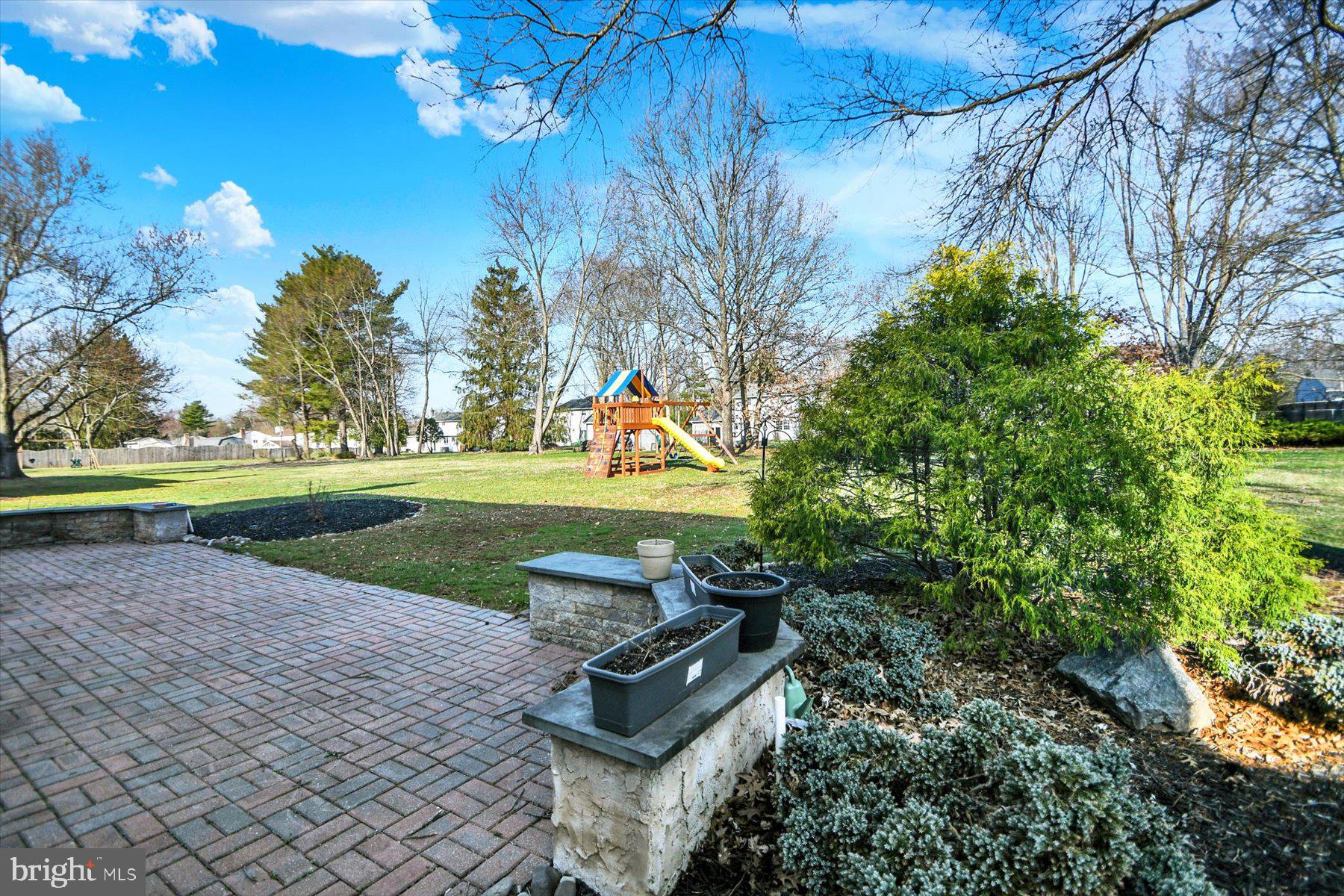 PEBBLE BROOK - Residential