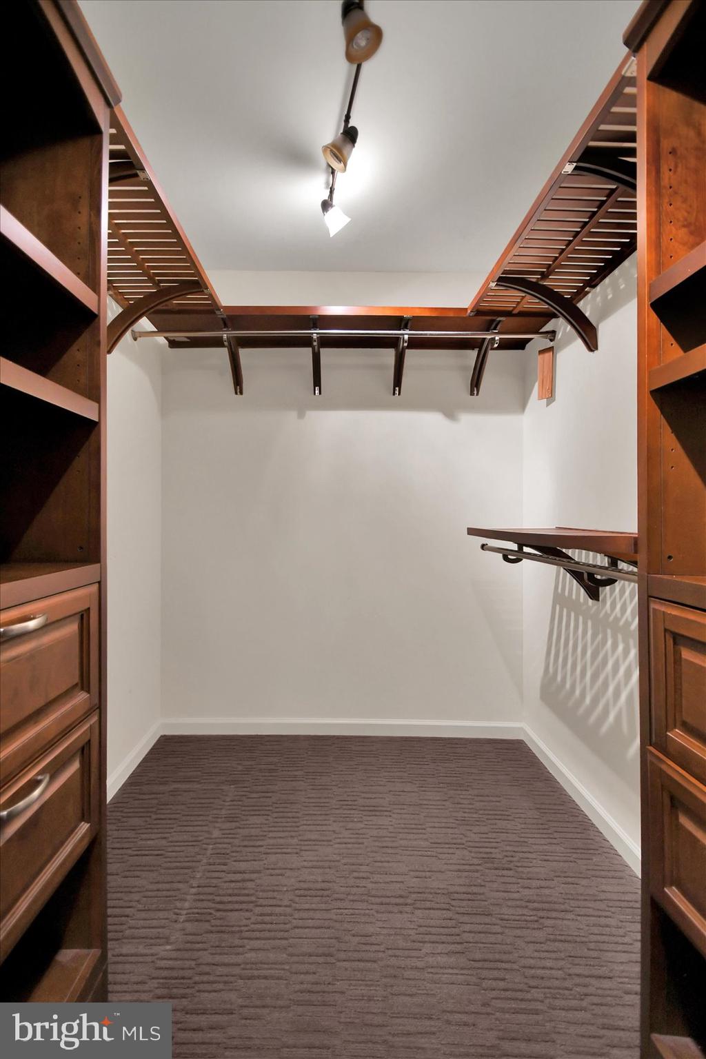 PEBBLE BROOK - Residential