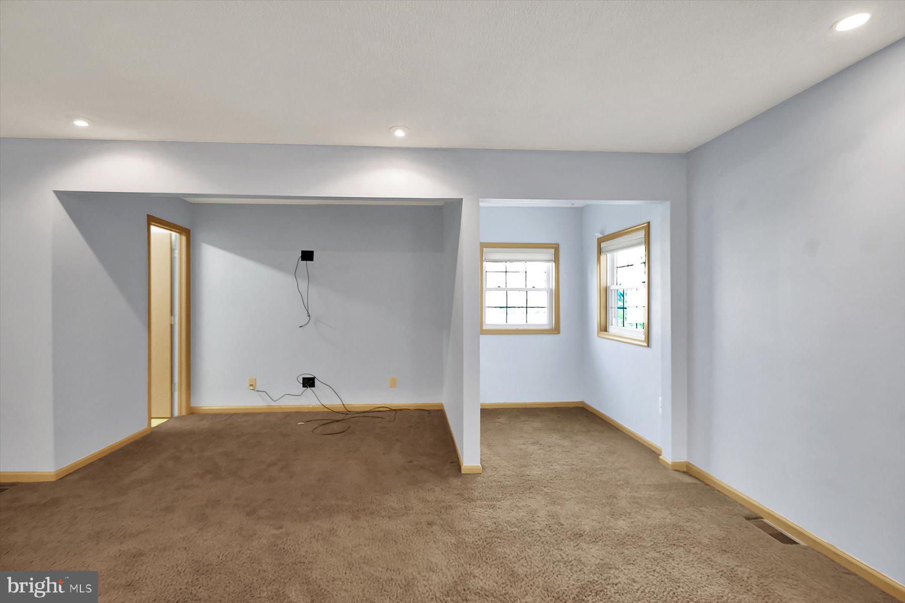 PEBBLE BROOK - Residential