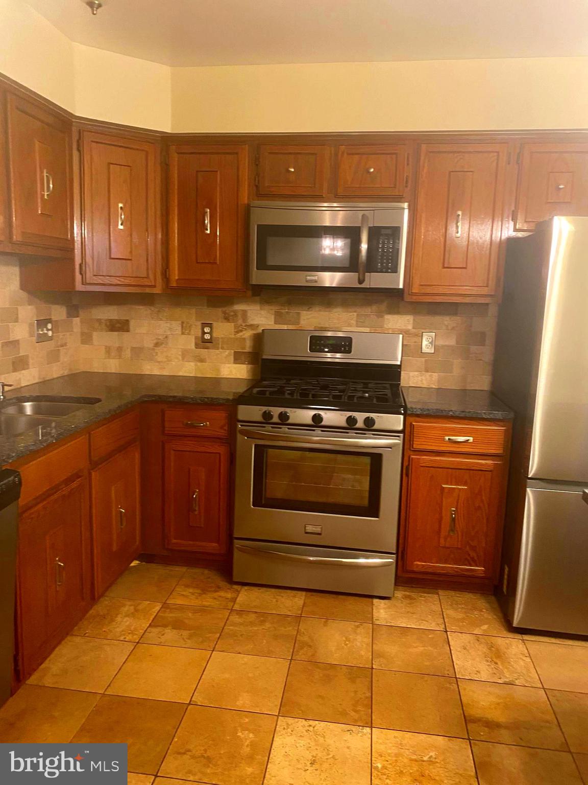 DALE CITY ADDITION - Residential Lease