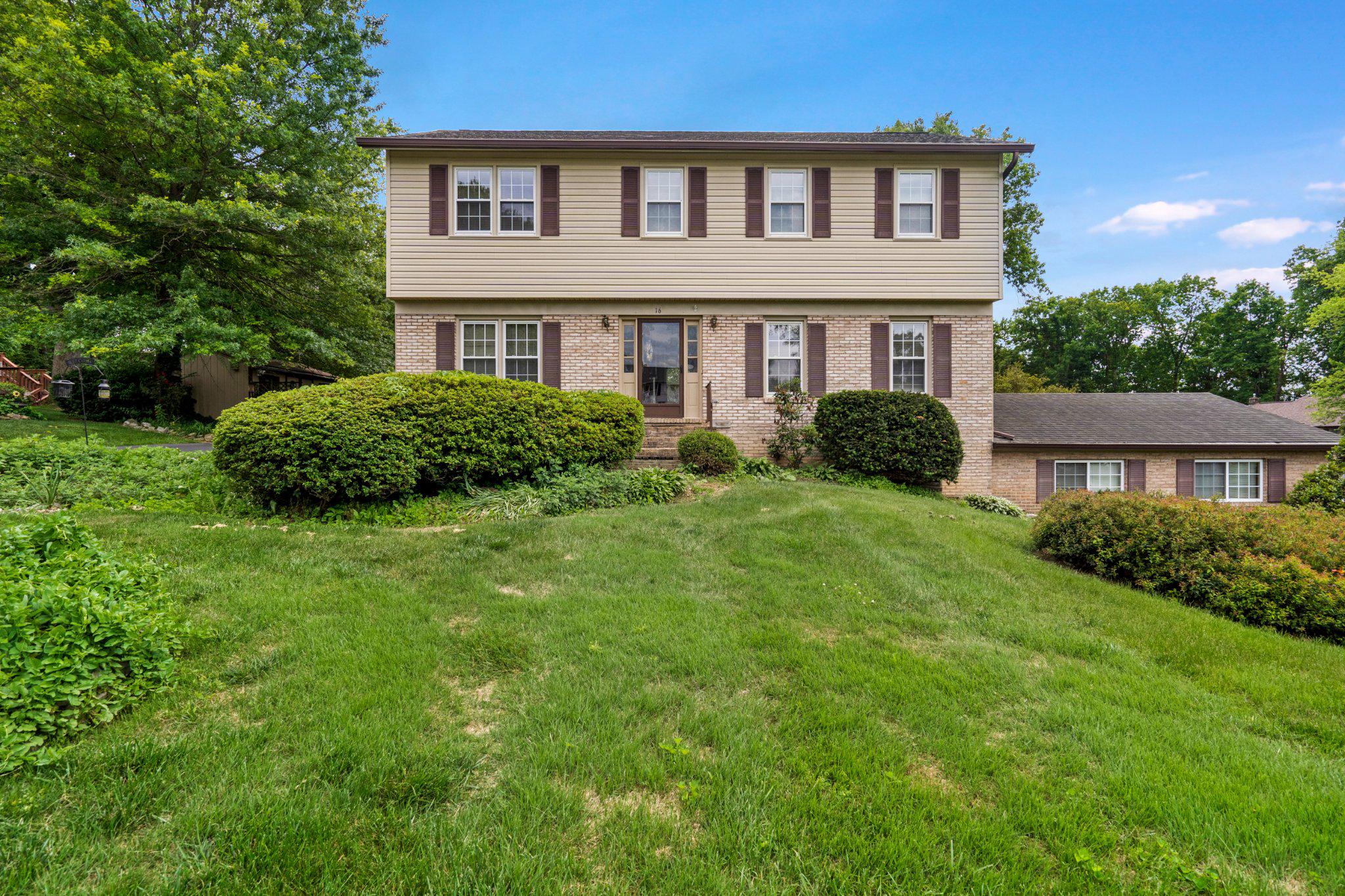 16 WEBHANNET DRIVE