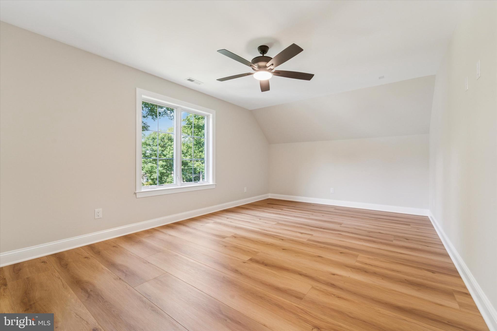 THE WOODS AT ROSE TREE - Residential