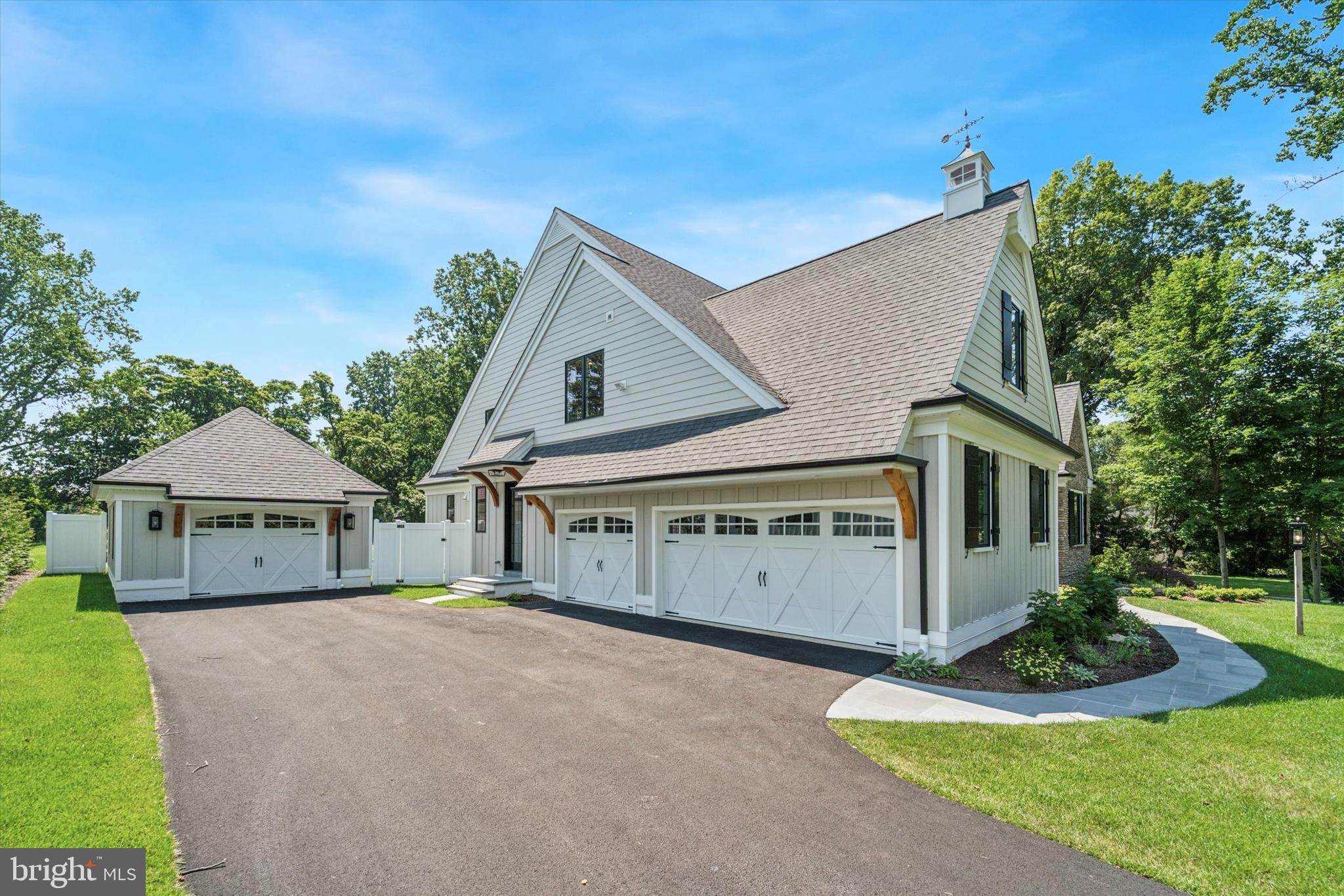 THE WOODS AT ROSE TREE - Residential