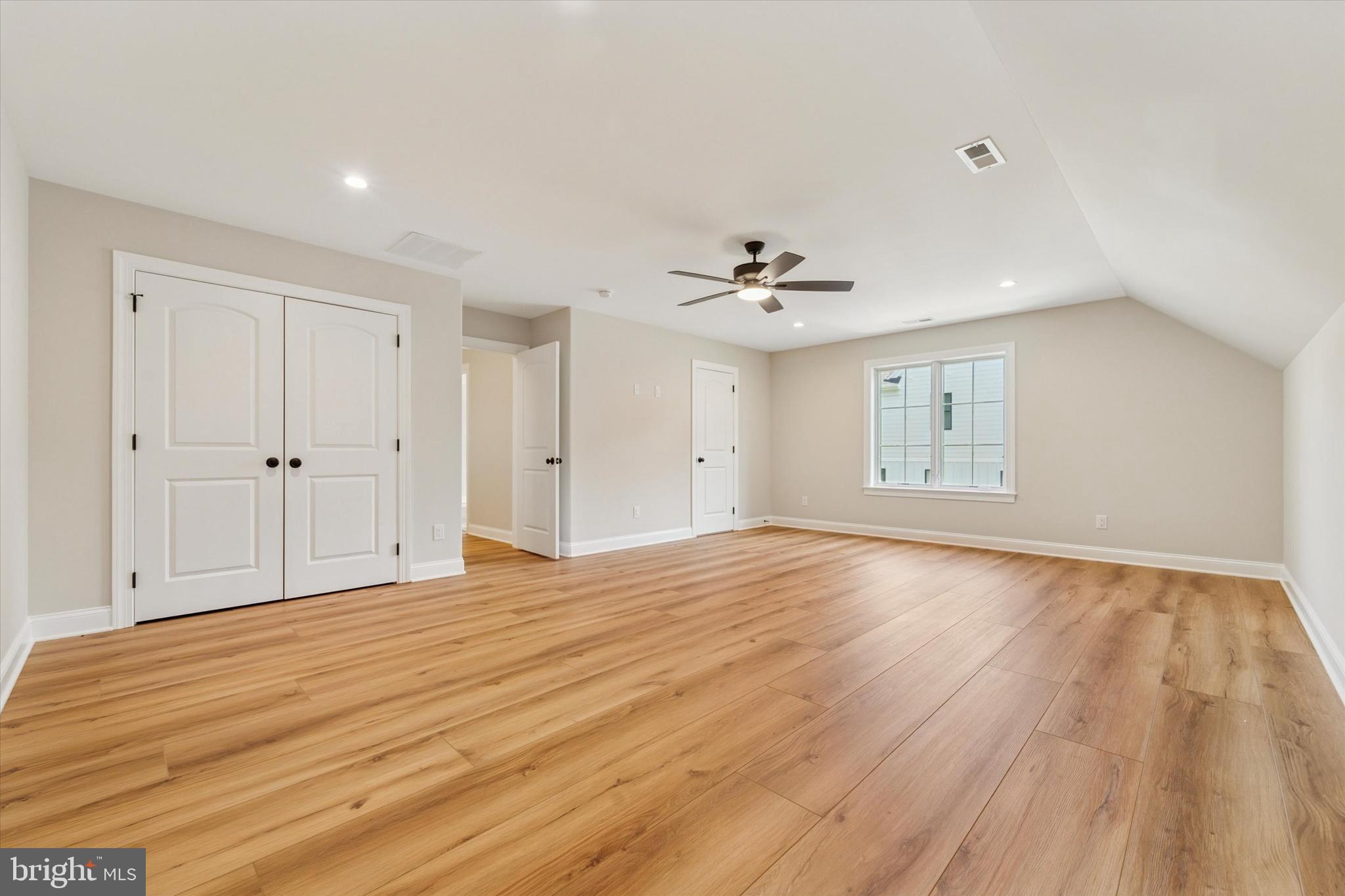 THE WOODS AT ROSE TREE - Residential