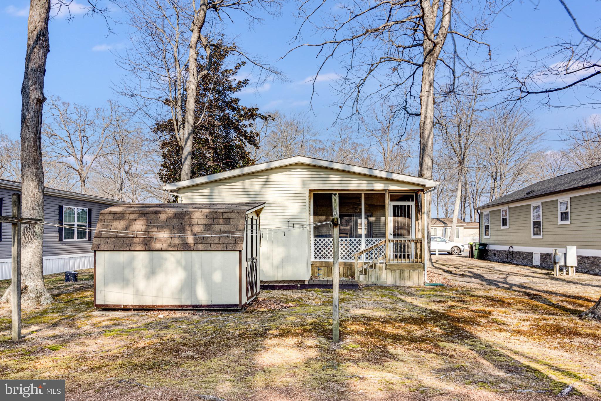SHADY PARK - Residential