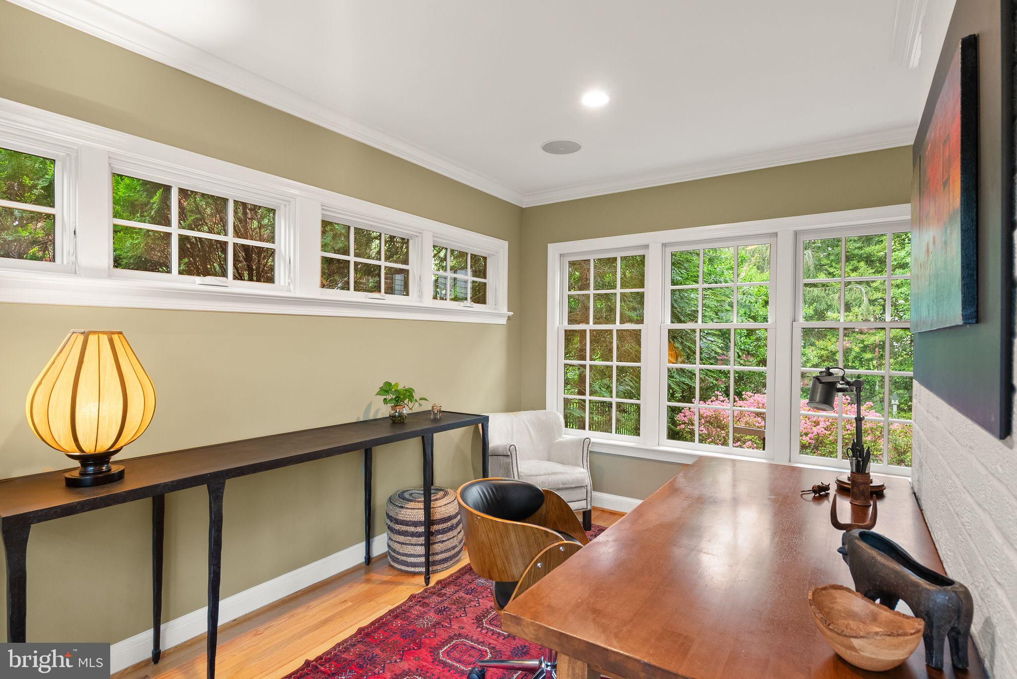 WAVERLY HILLS - Residential