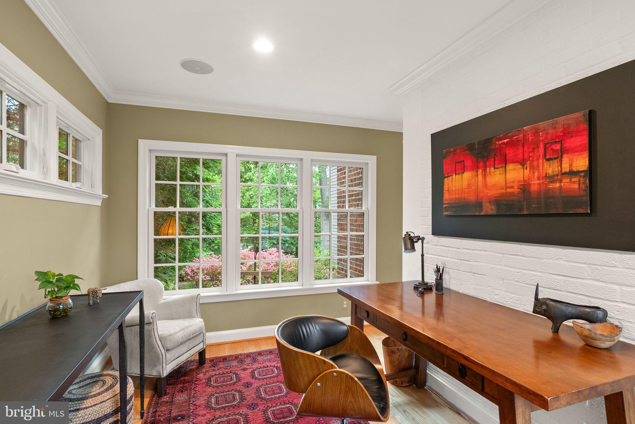 WAVERLY HILLS - Residential