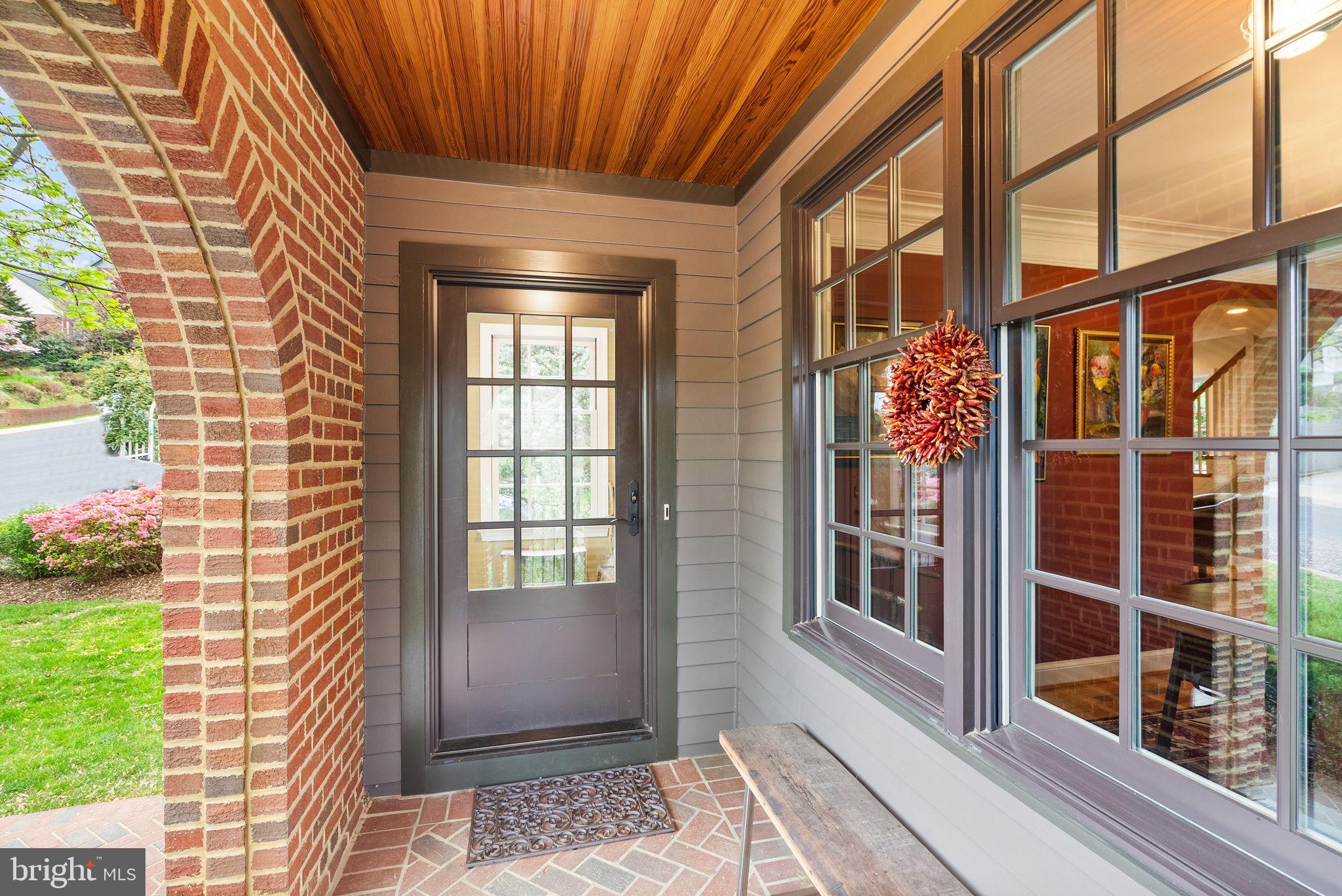 WAVERLY HILLS - Residential