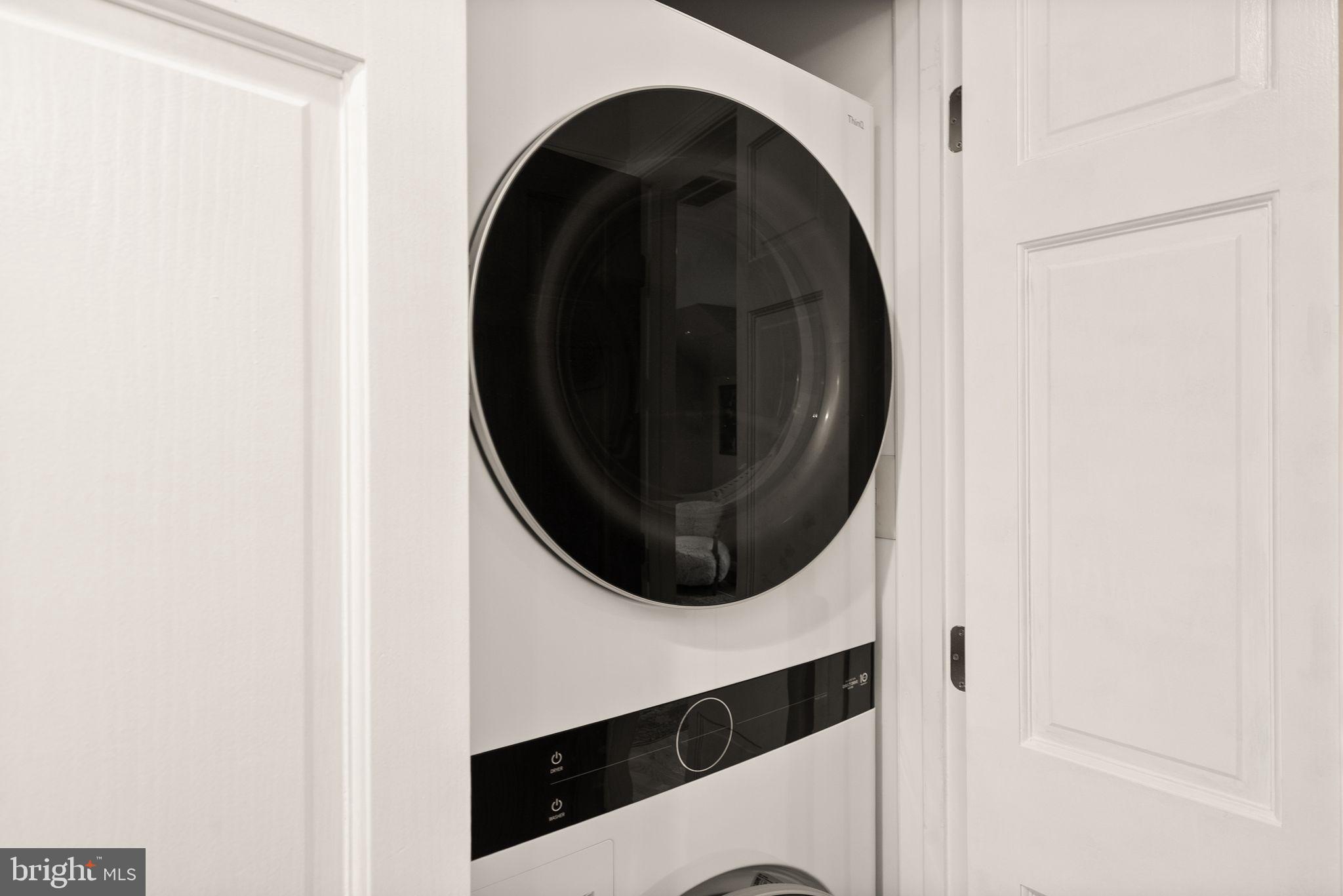 WAVERLY HILLS - Residential