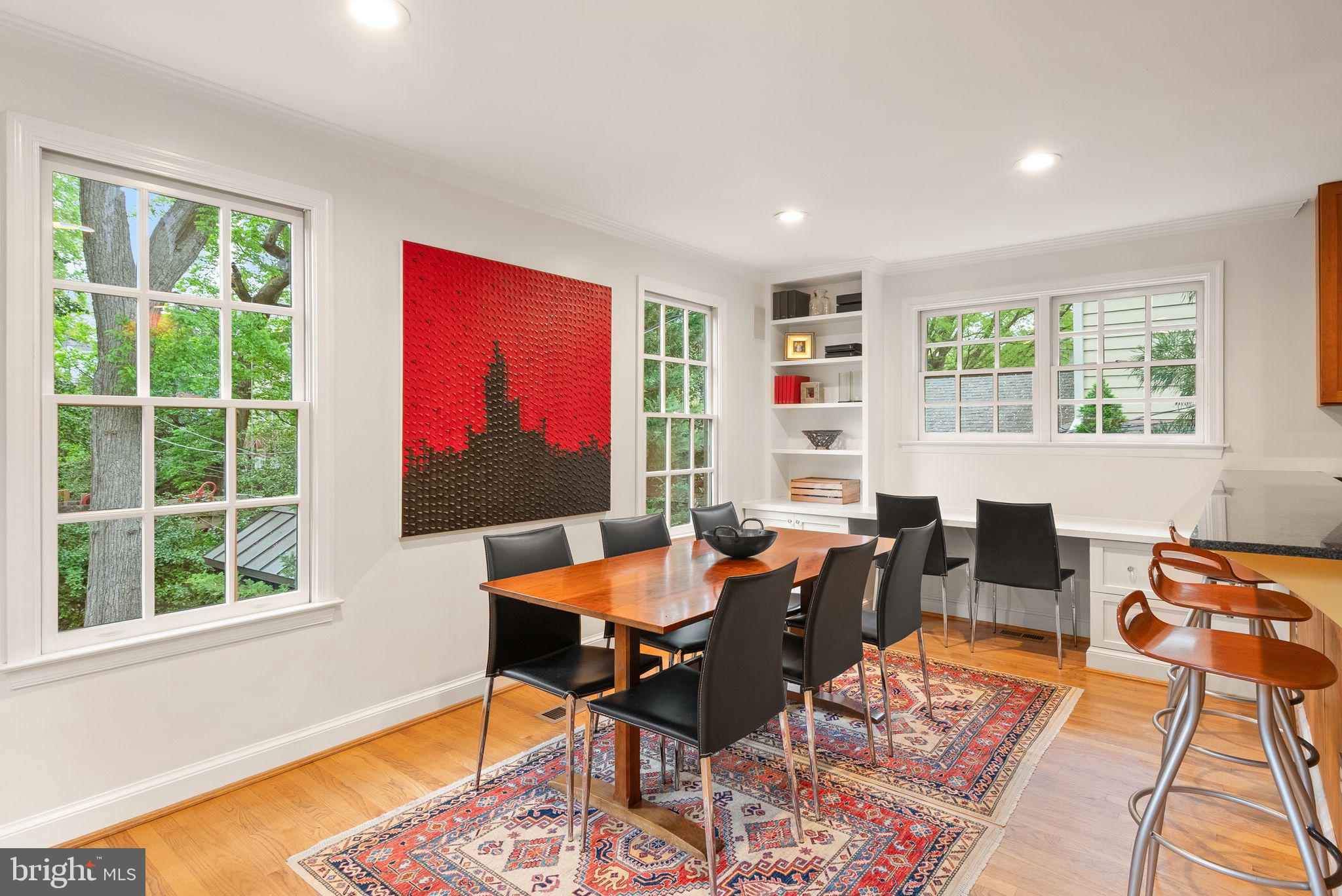 WAVERLY HILLS - Residential