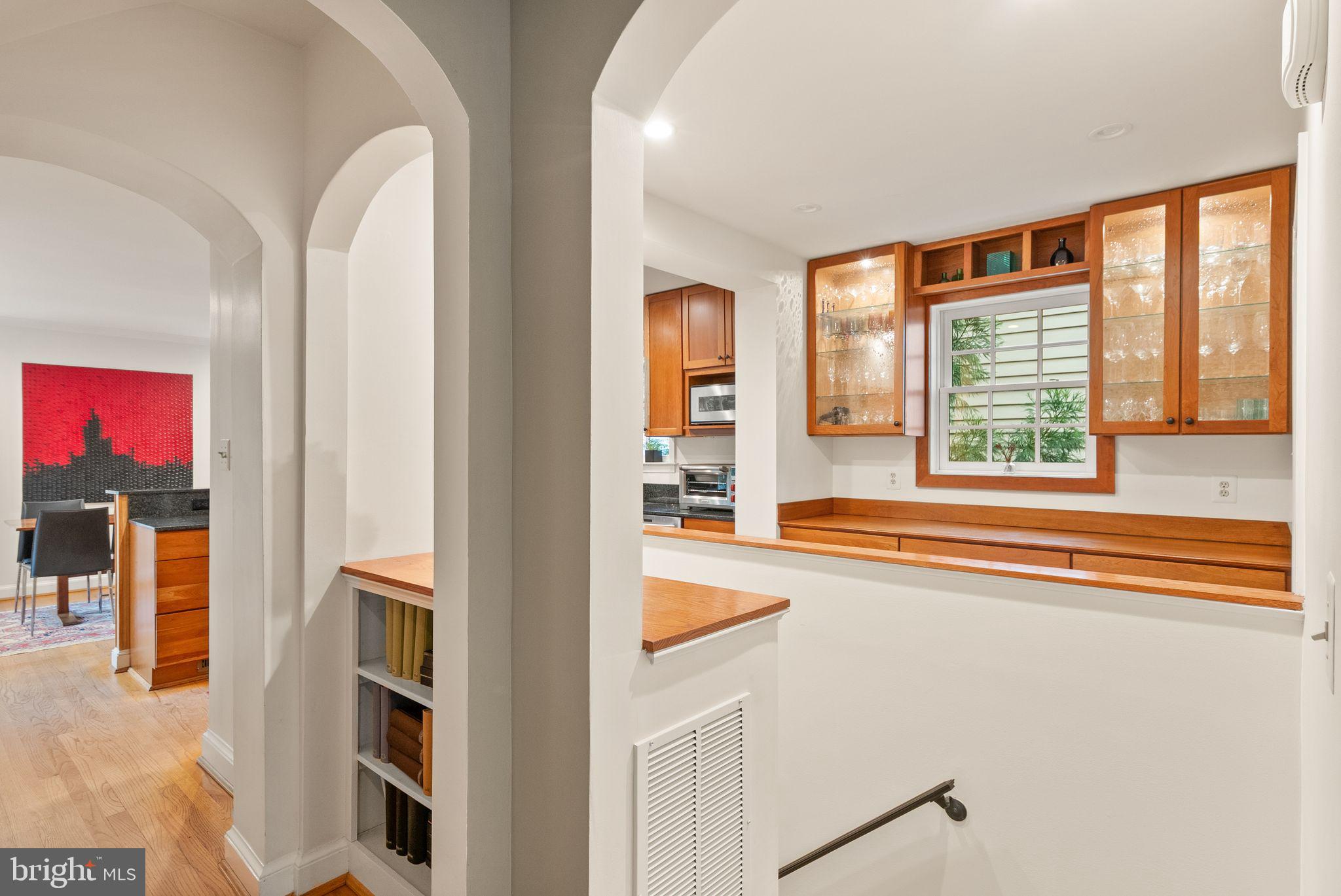 WAVERLY HILLS - Residential