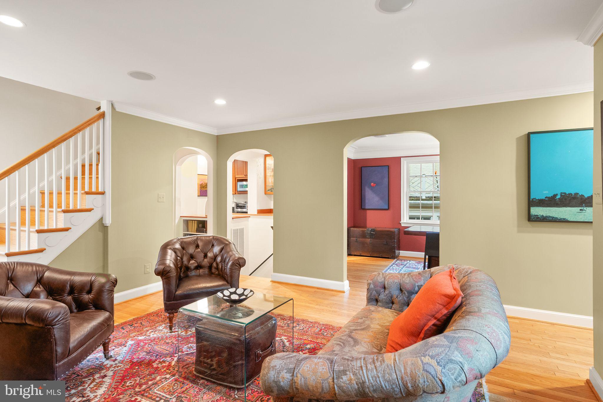 WAVERLY HILLS - Residential