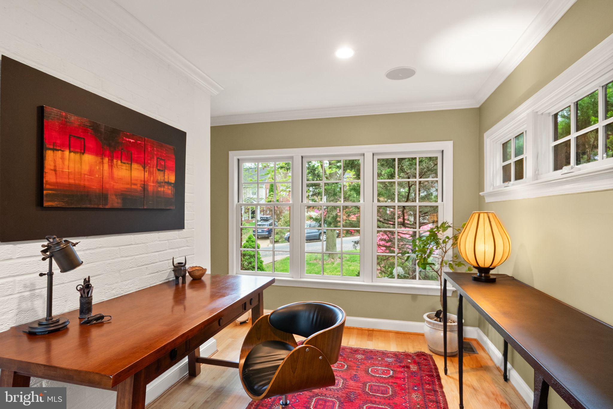 WAVERLY HILLS - Residential