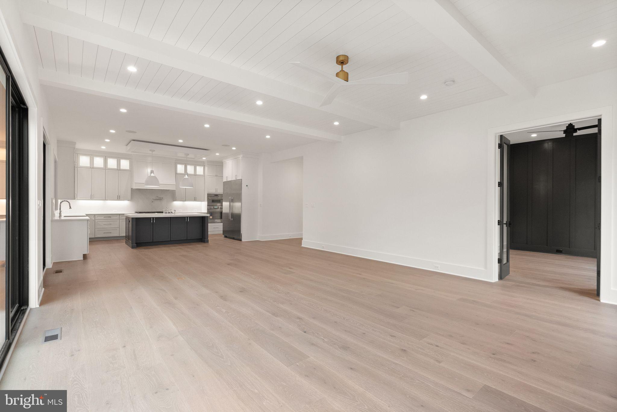 WEST VIENNA WOODS - Residential