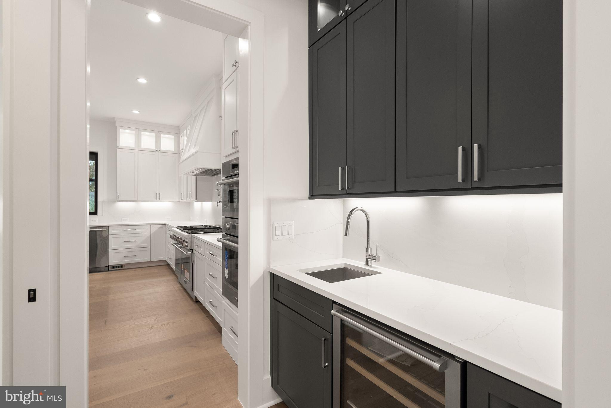 WEST VIENNA WOODS - Residential