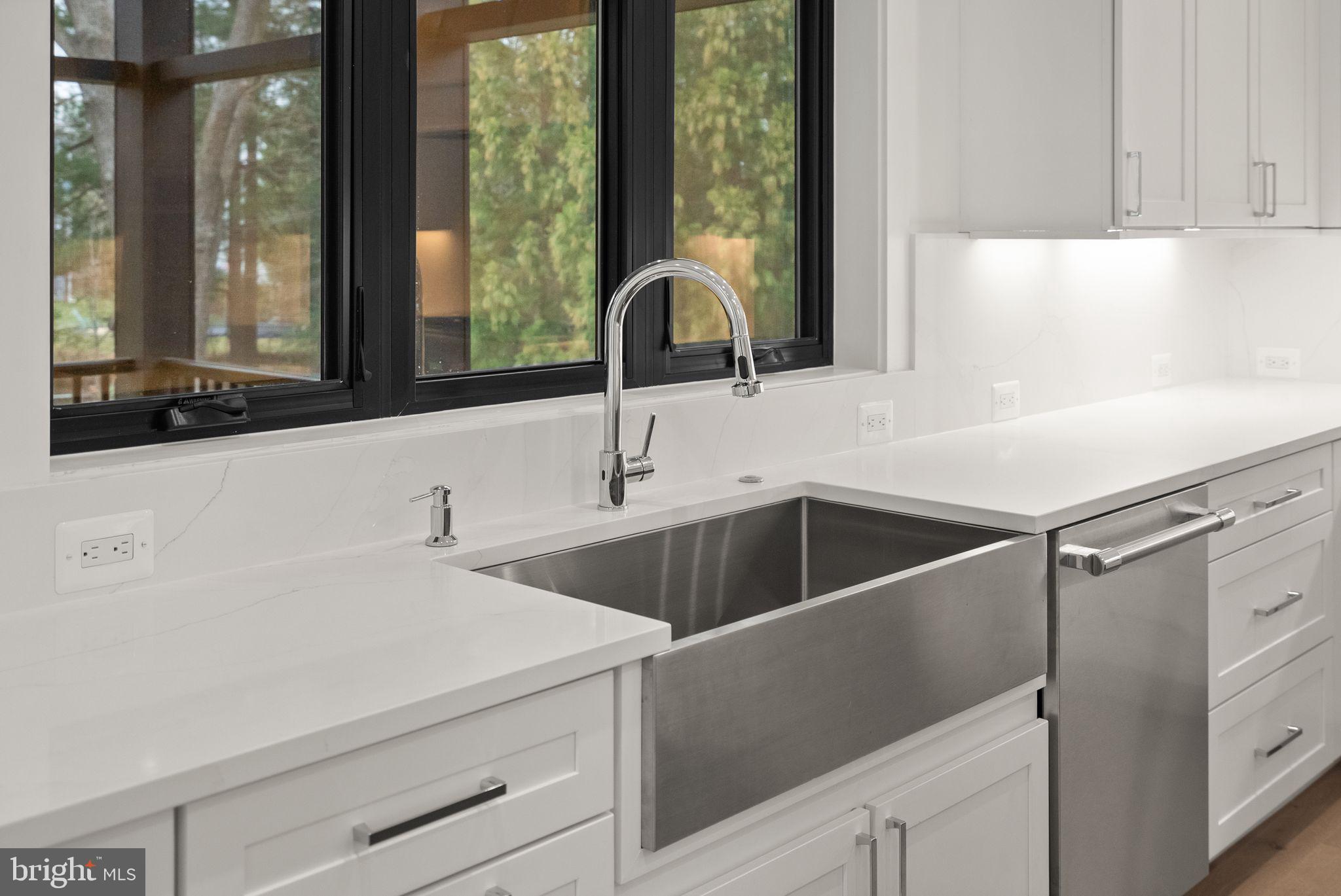 WEST VIENNA WOODS - Residential