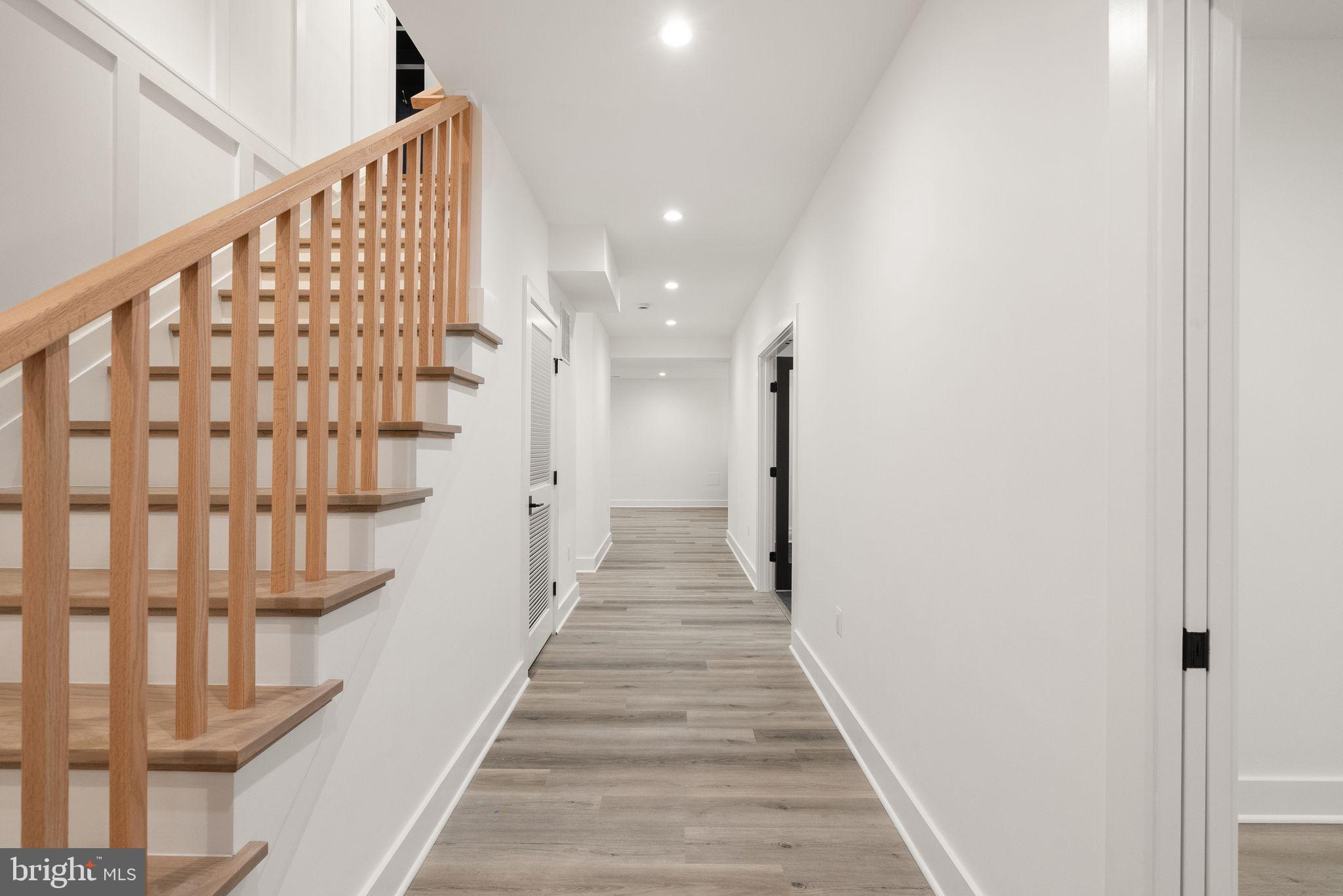 WEST VIENNA WOODS - Residential