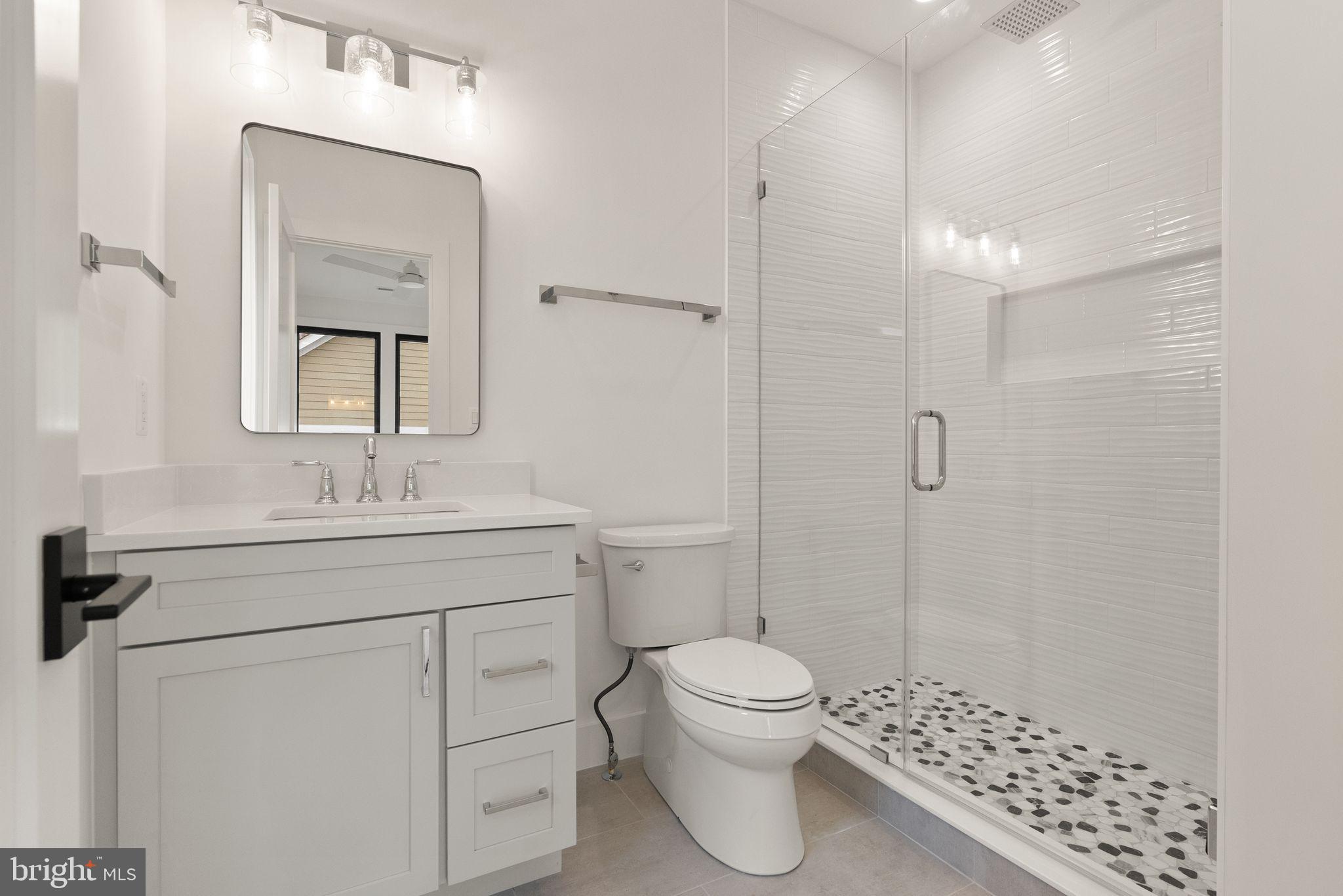 WEST VIENNA WOODS - Residential