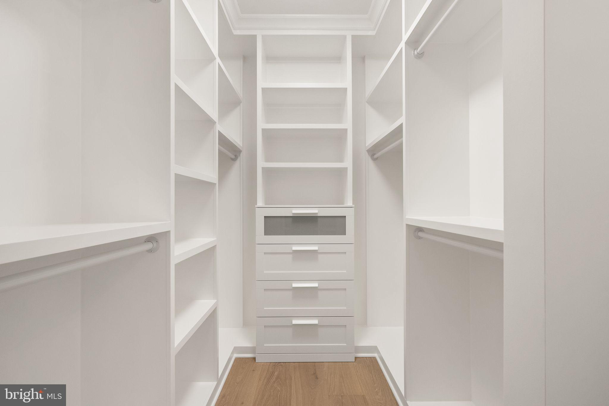 WEST VIENNA WOODS - Residential