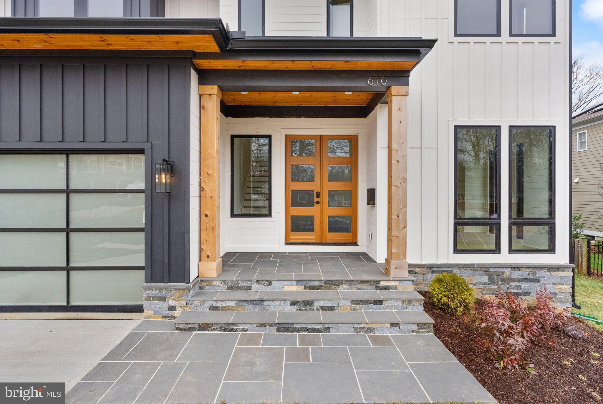 WEST VIENNA WOODS - Residential