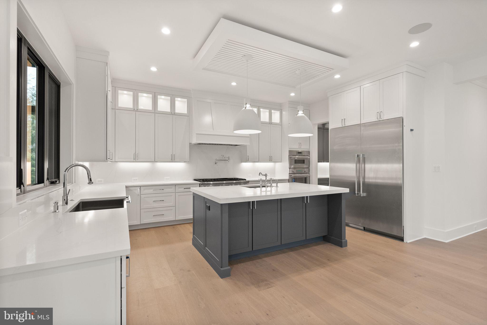 WEST VIENNA WOODS - Residential