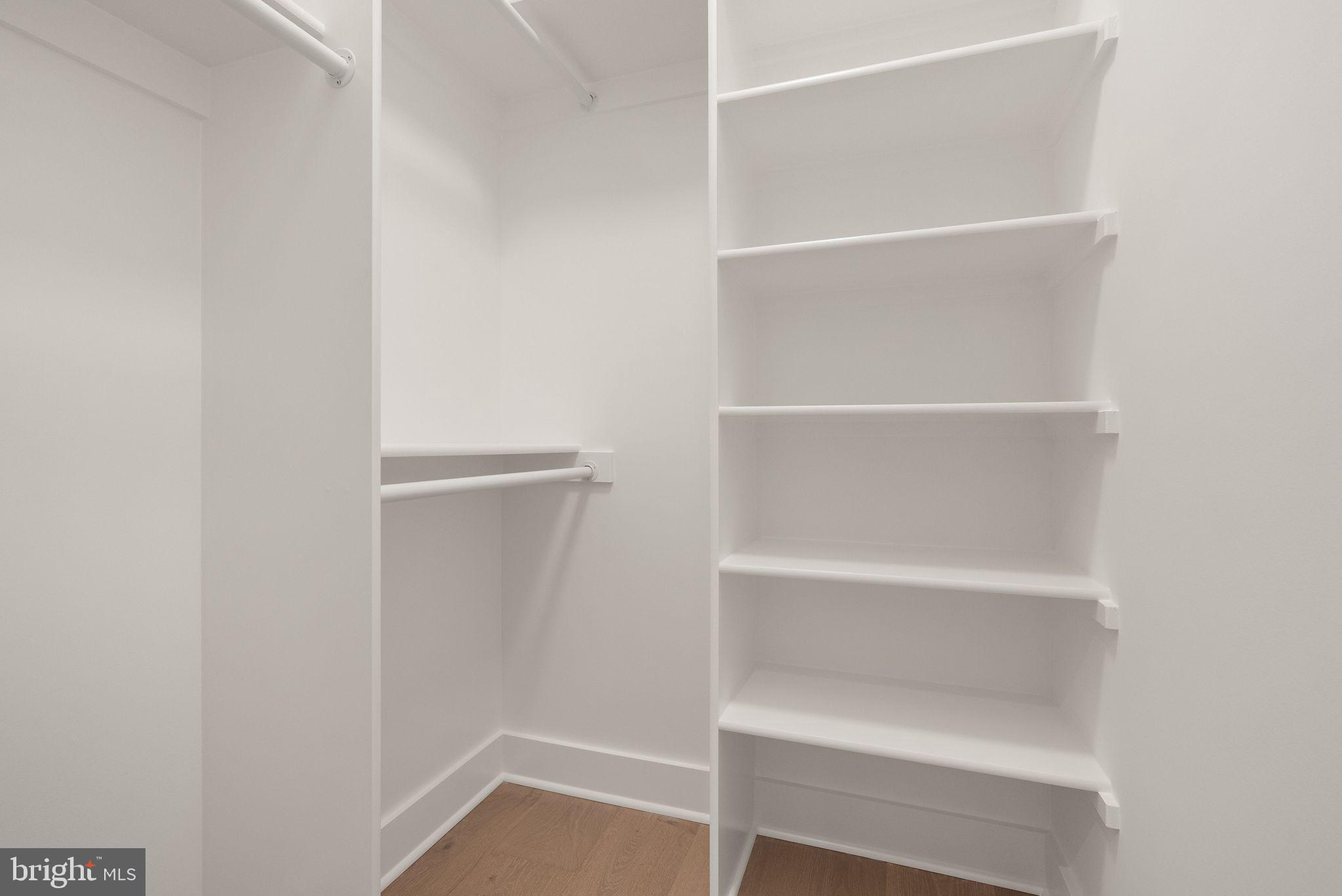 WEST VIENNA WOODS - Residential