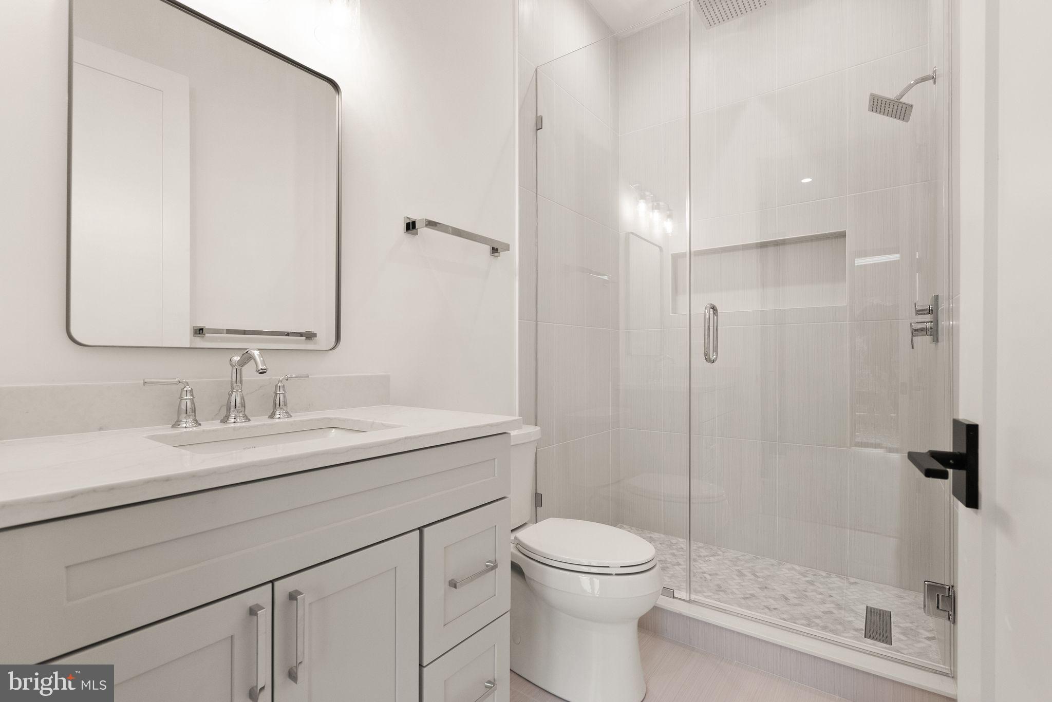 WEST VIENNA WOODS - Residential