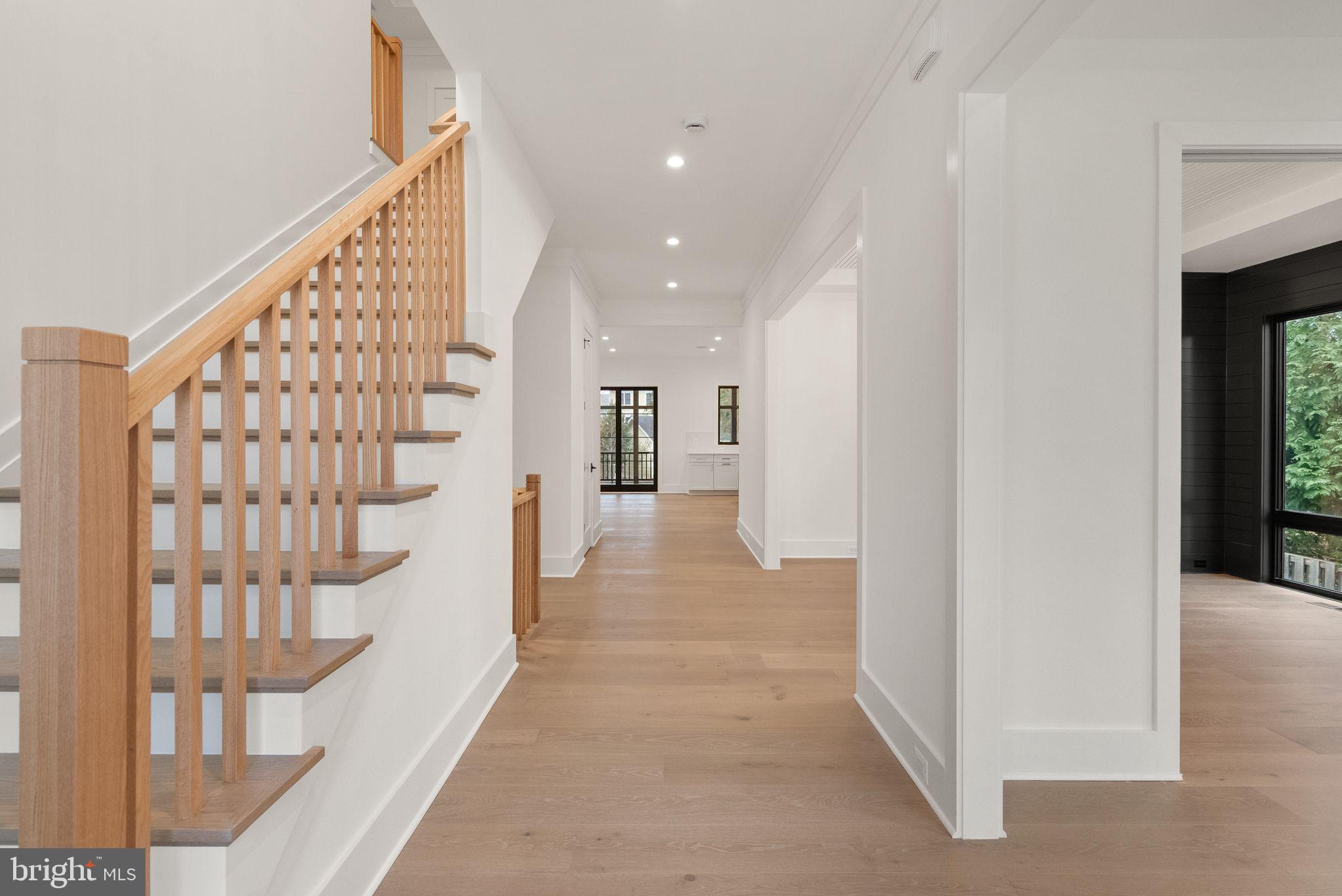 WEST VIENNA WOODS - Residential