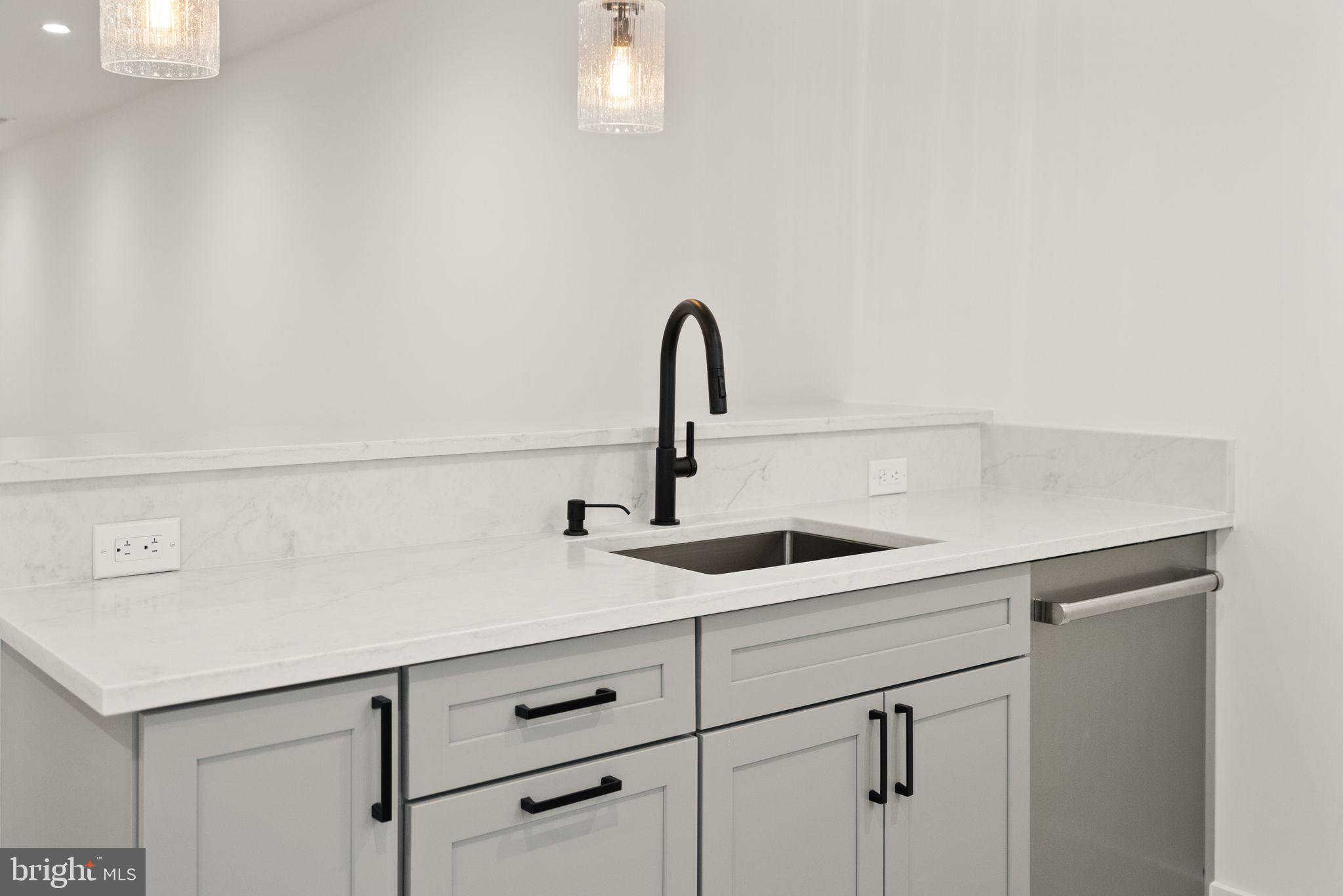 WEST VIENNA WOODS - Residential