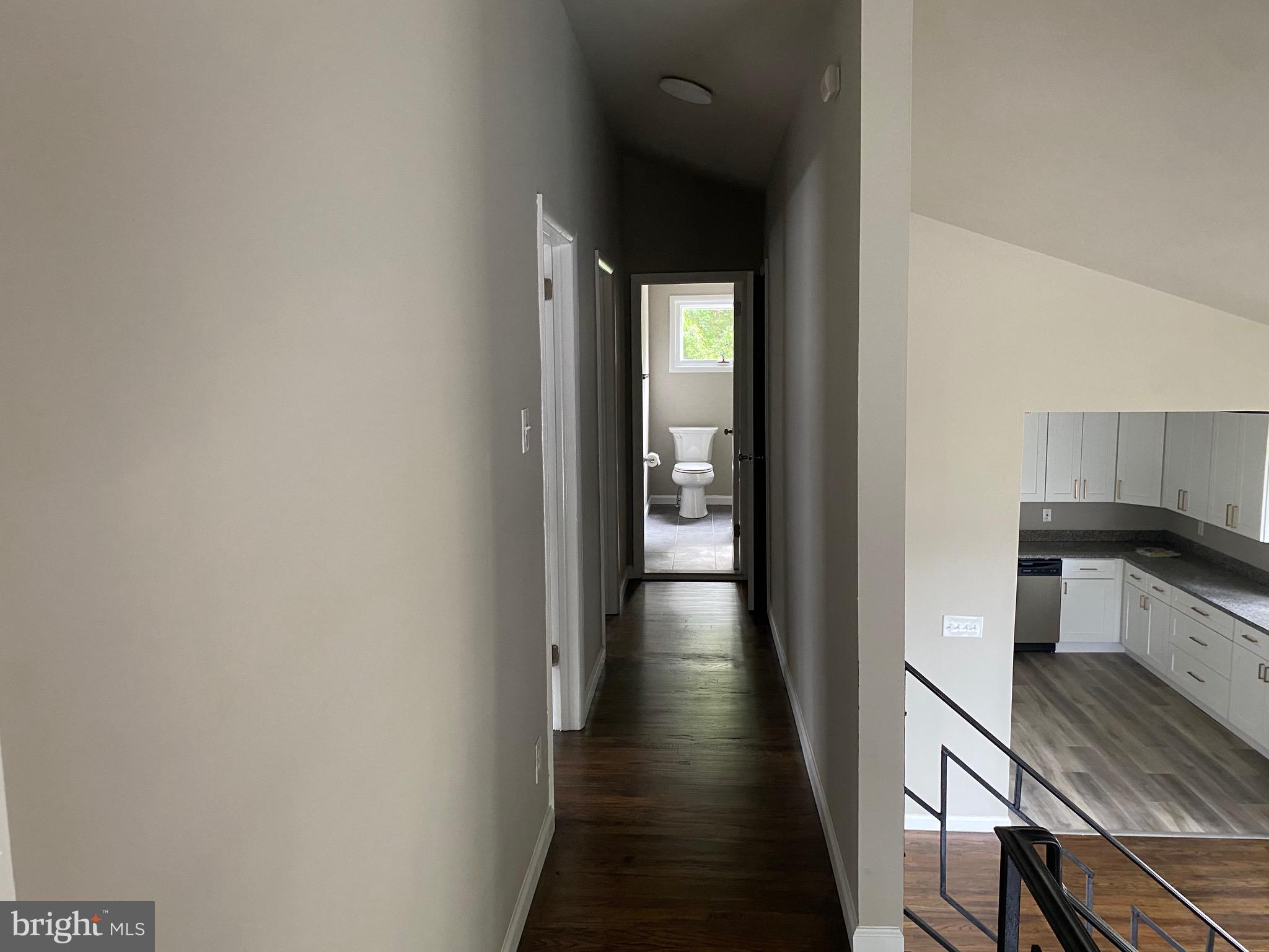 ROSLYN - Residential