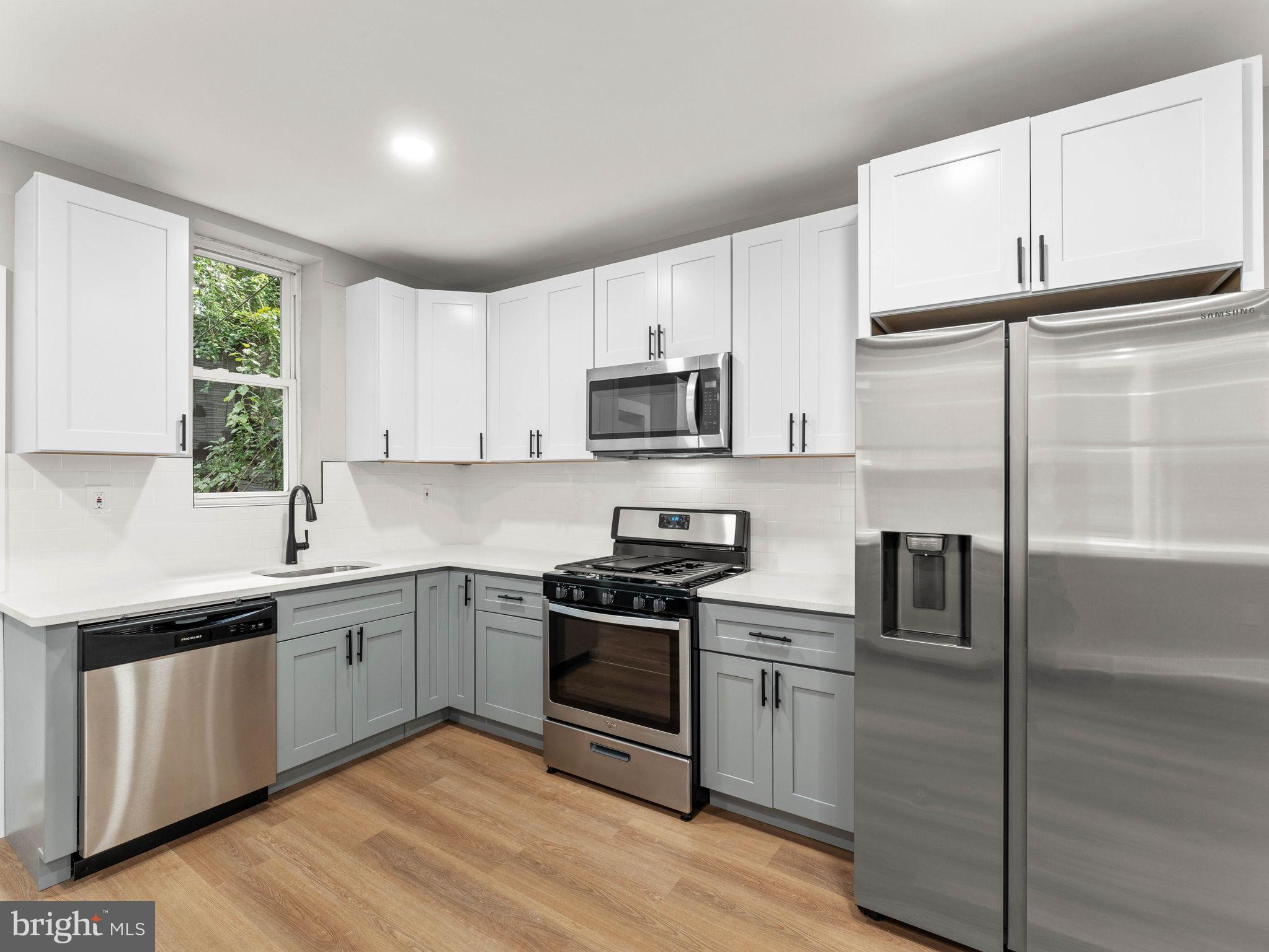 228 W SEYMOUR STREET