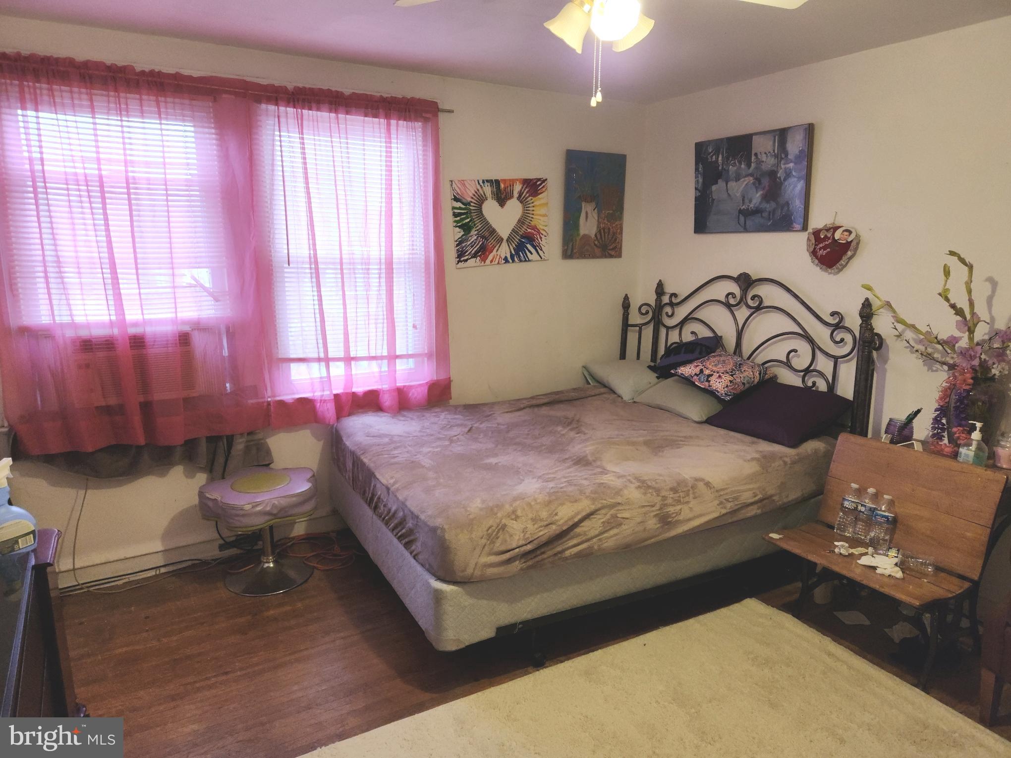 OXFORD CIRCLE - Residential
