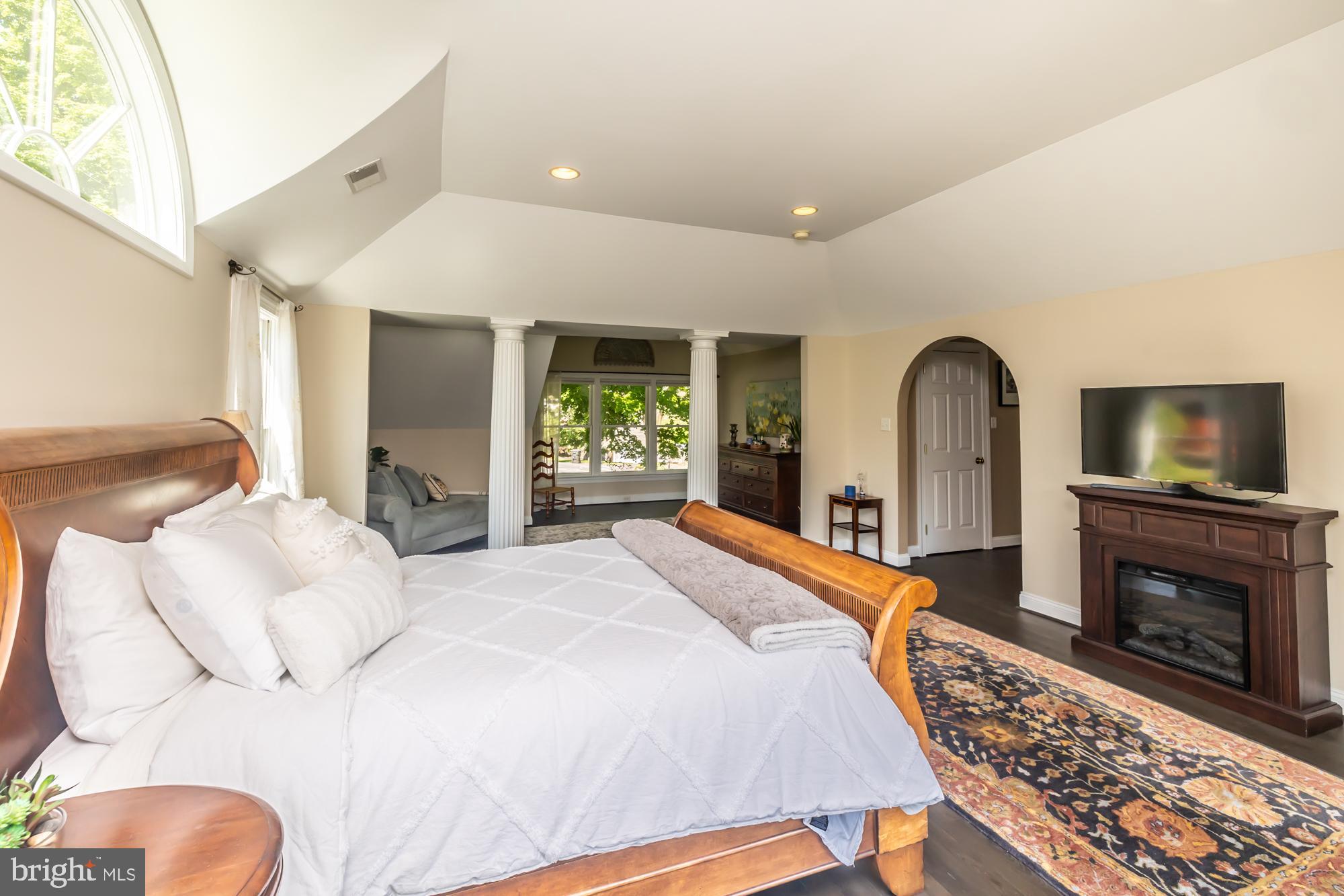 RADLEY RUN - Residential