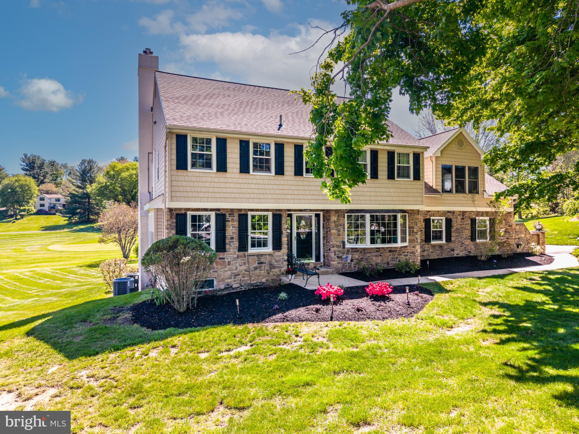 801 N WASHINGTON RIDGE