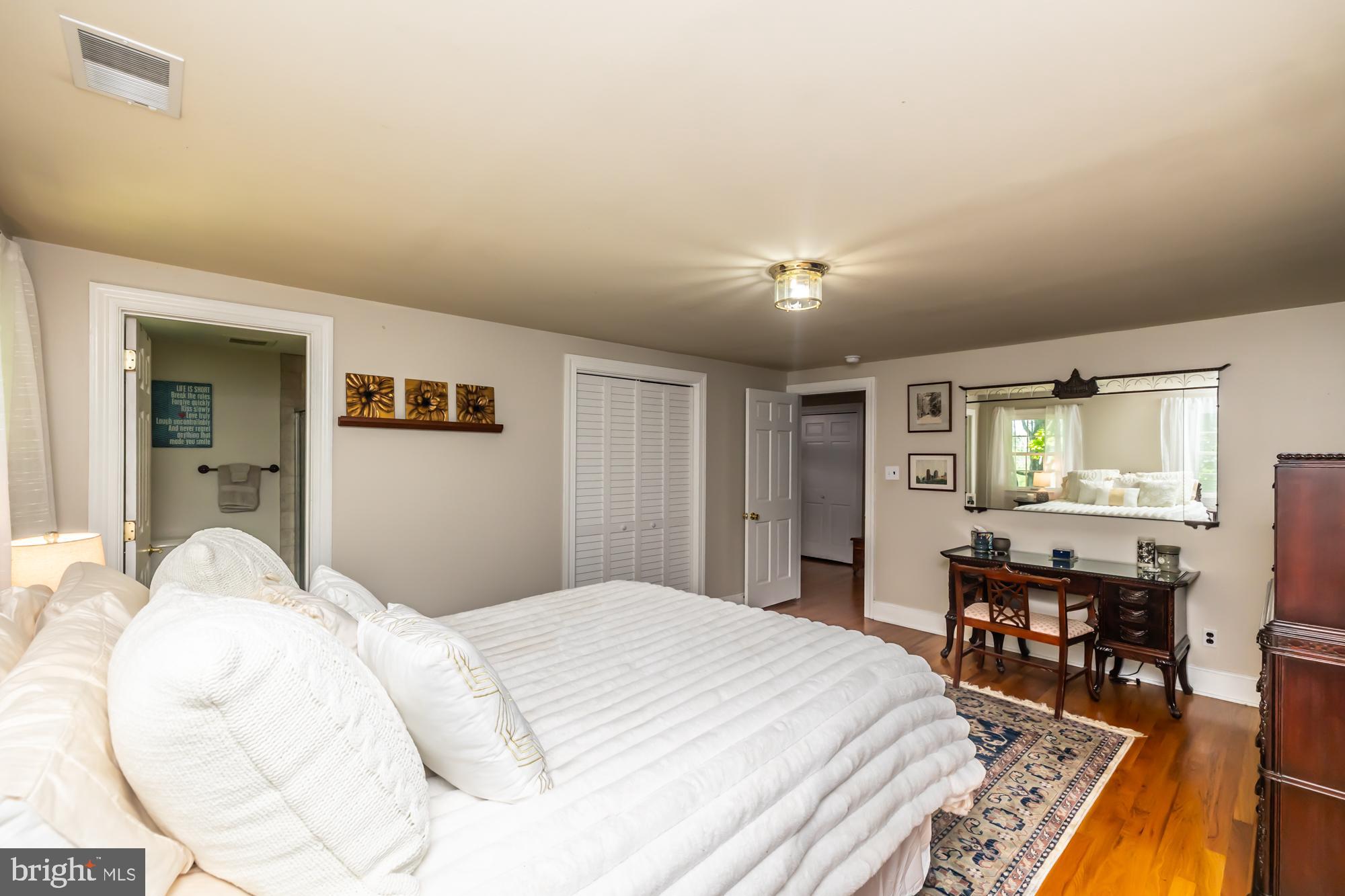 RADLEY RUN - Residential