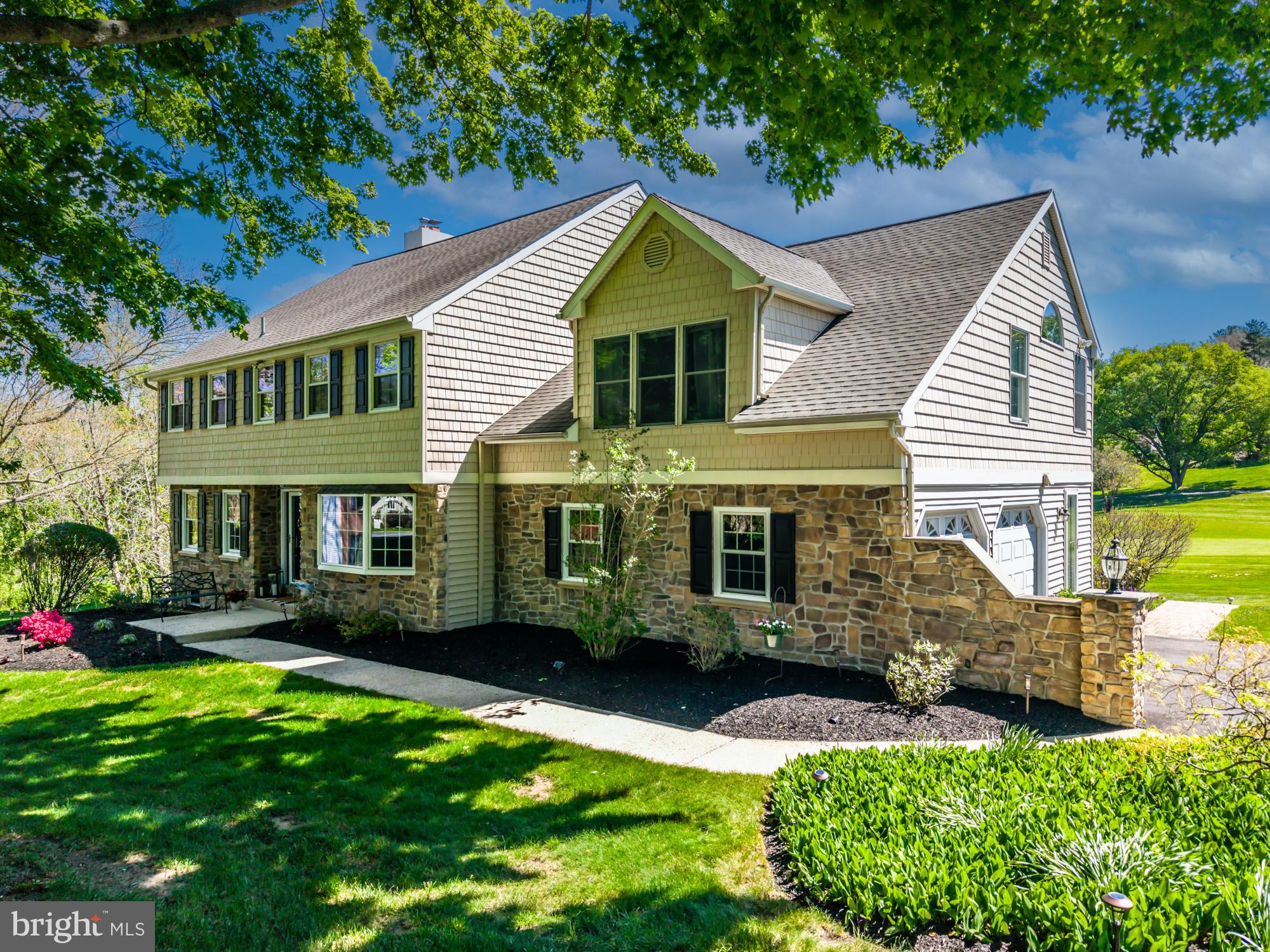 801 N WASHINGTON RIDGE