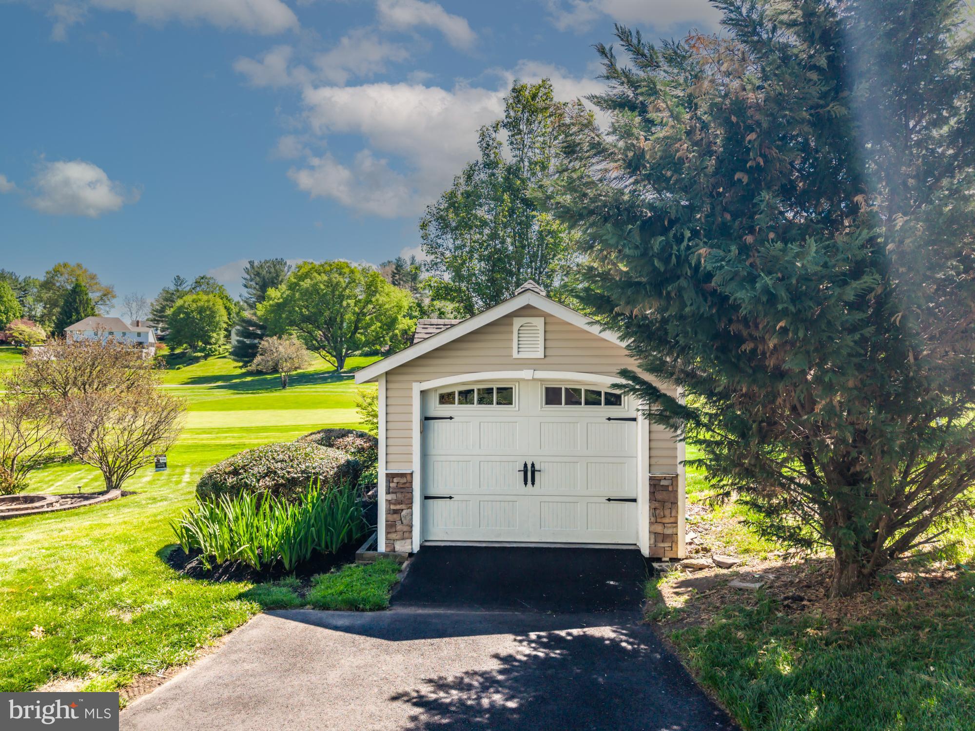 RADLEY RUN - Residential