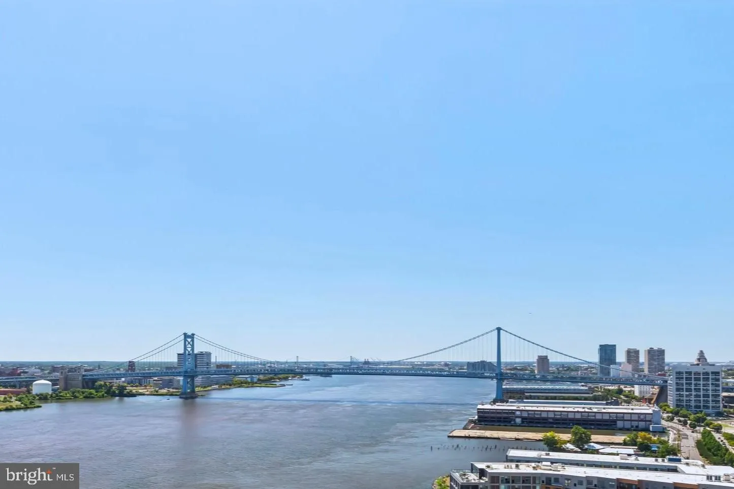 Philadelphia, Pennsylvania 19123, United States, 3 Bedrooms Bedrooms, ,4 BathroomsBathrooms,Residential,Active,204894