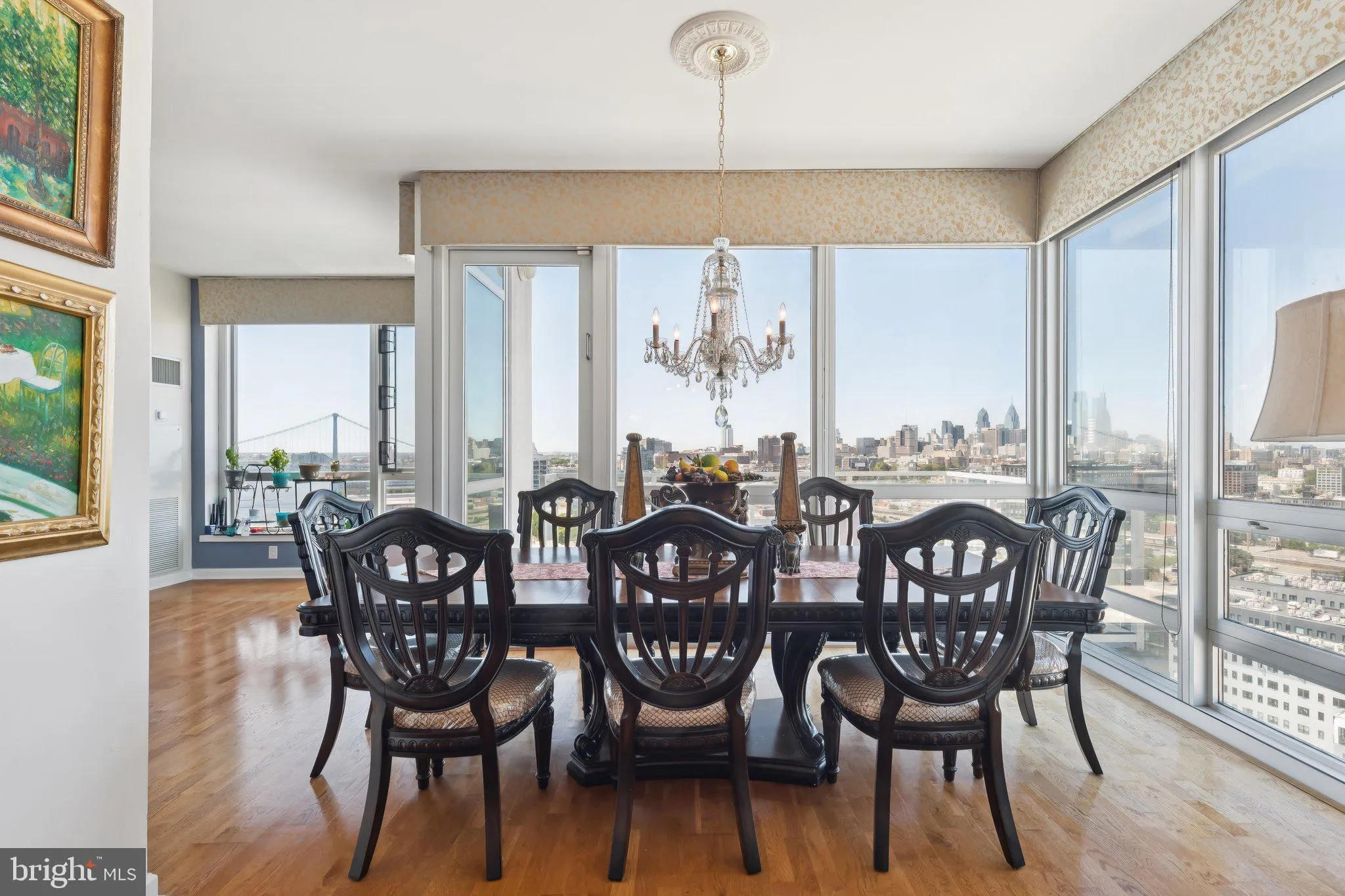 Philadelphia, Pennsylvania 19123, United States, 3 Bedrooms Bedrooms, ,4 BathroomsBathrooms,Residential,Active,204894