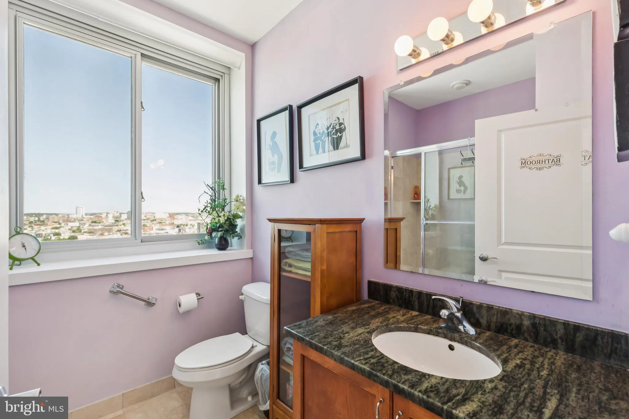 Philadelphia, Pennsylvania 19123, United States, 3 Bedrooms Bedrooms, ,4 BathroomsBathrooms,Residential,Active,204894